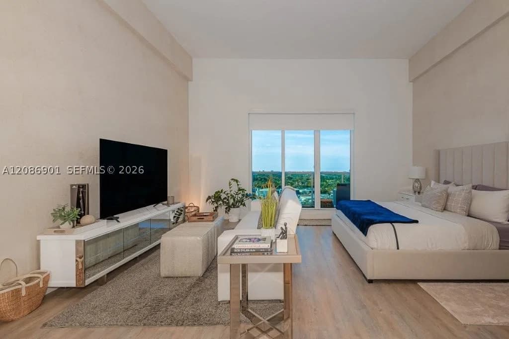 Condo — 2301 Collins Ave #1630, Miami Beach, FL 33139