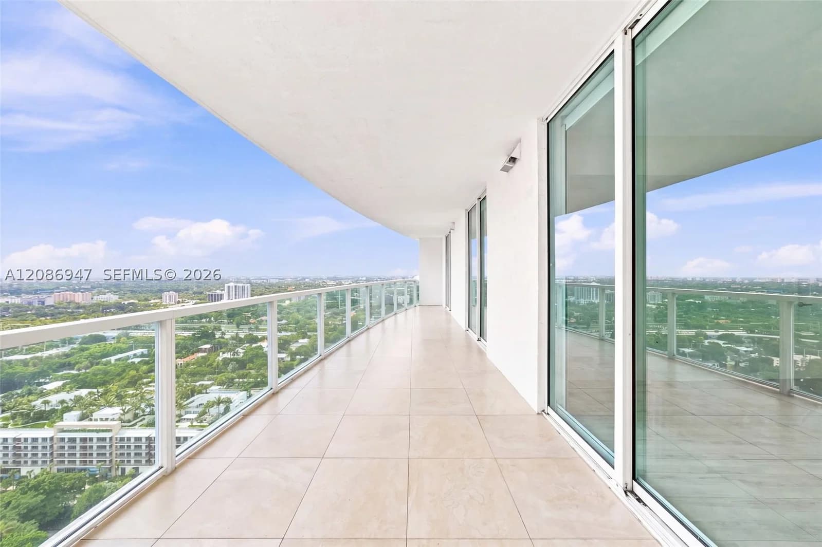 2+1 Condo — 2101 Brickell Ave #3107, Miami, FL 33129