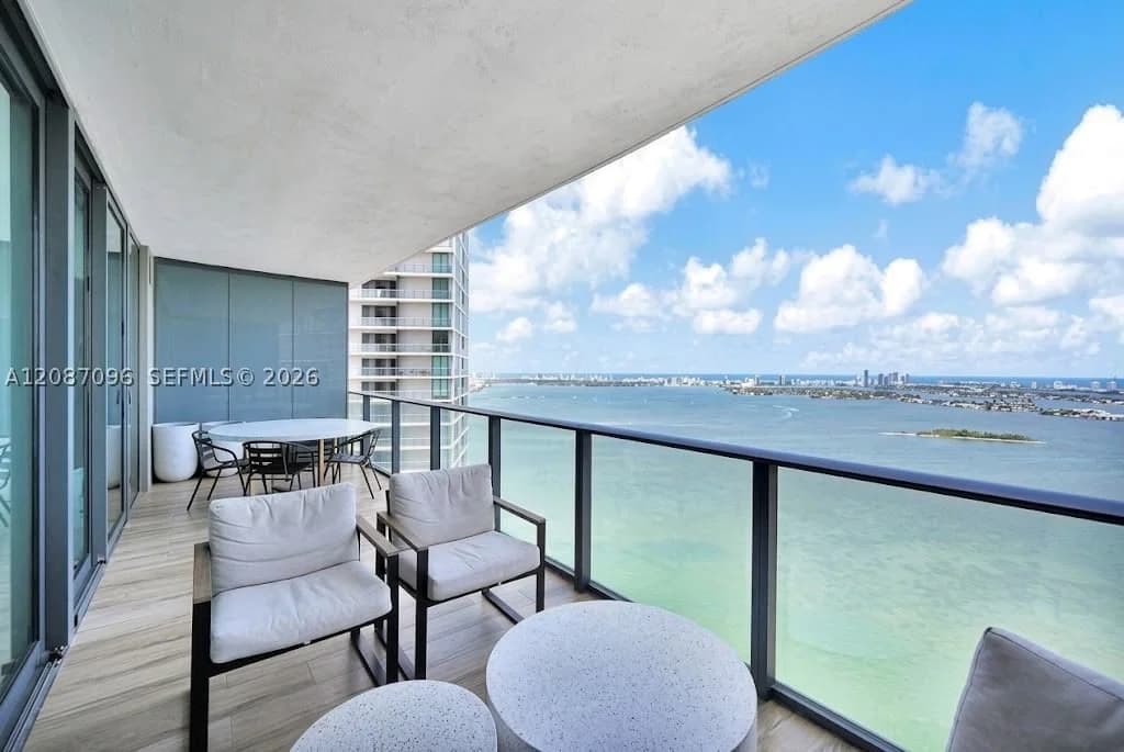 2-bedroom Condo — 650 32nd St #4705, Miami, FL 33137
