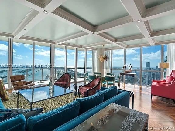 1+1 Condo — Miami, FL 33132