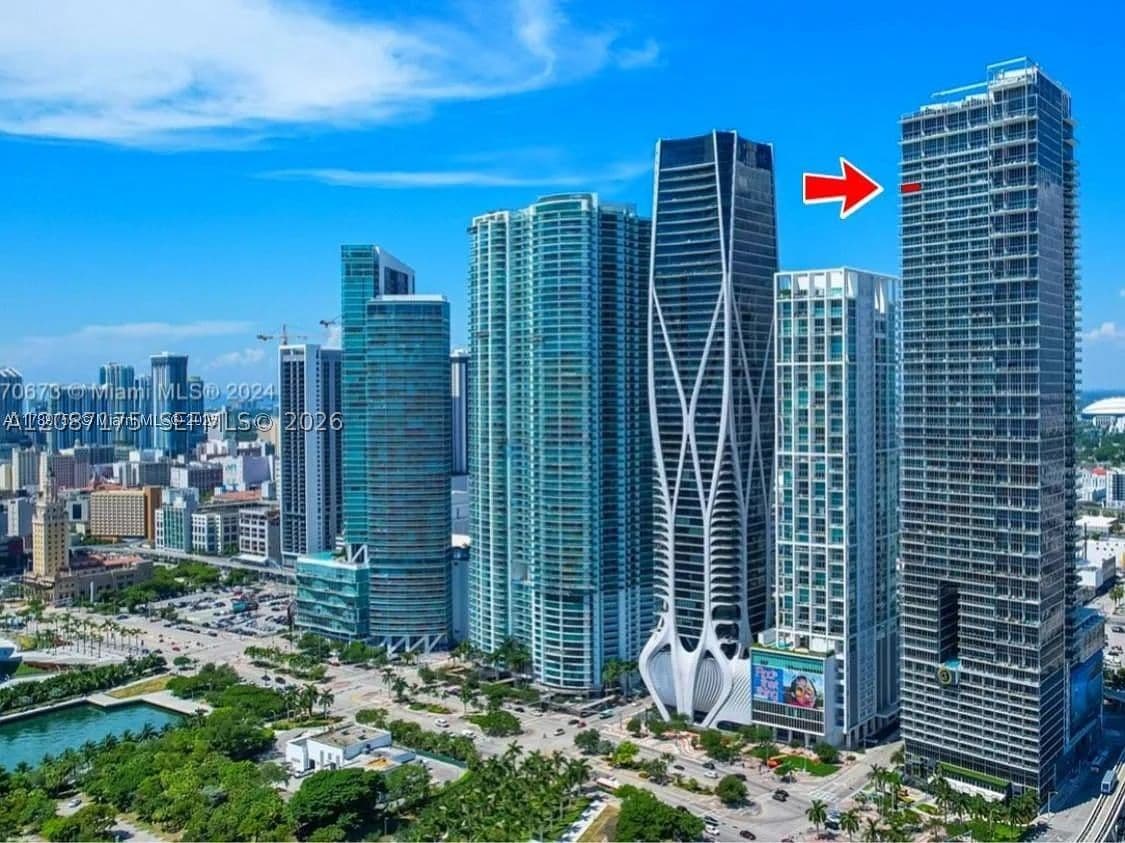 1+1 Condo — Miami, FL 33132