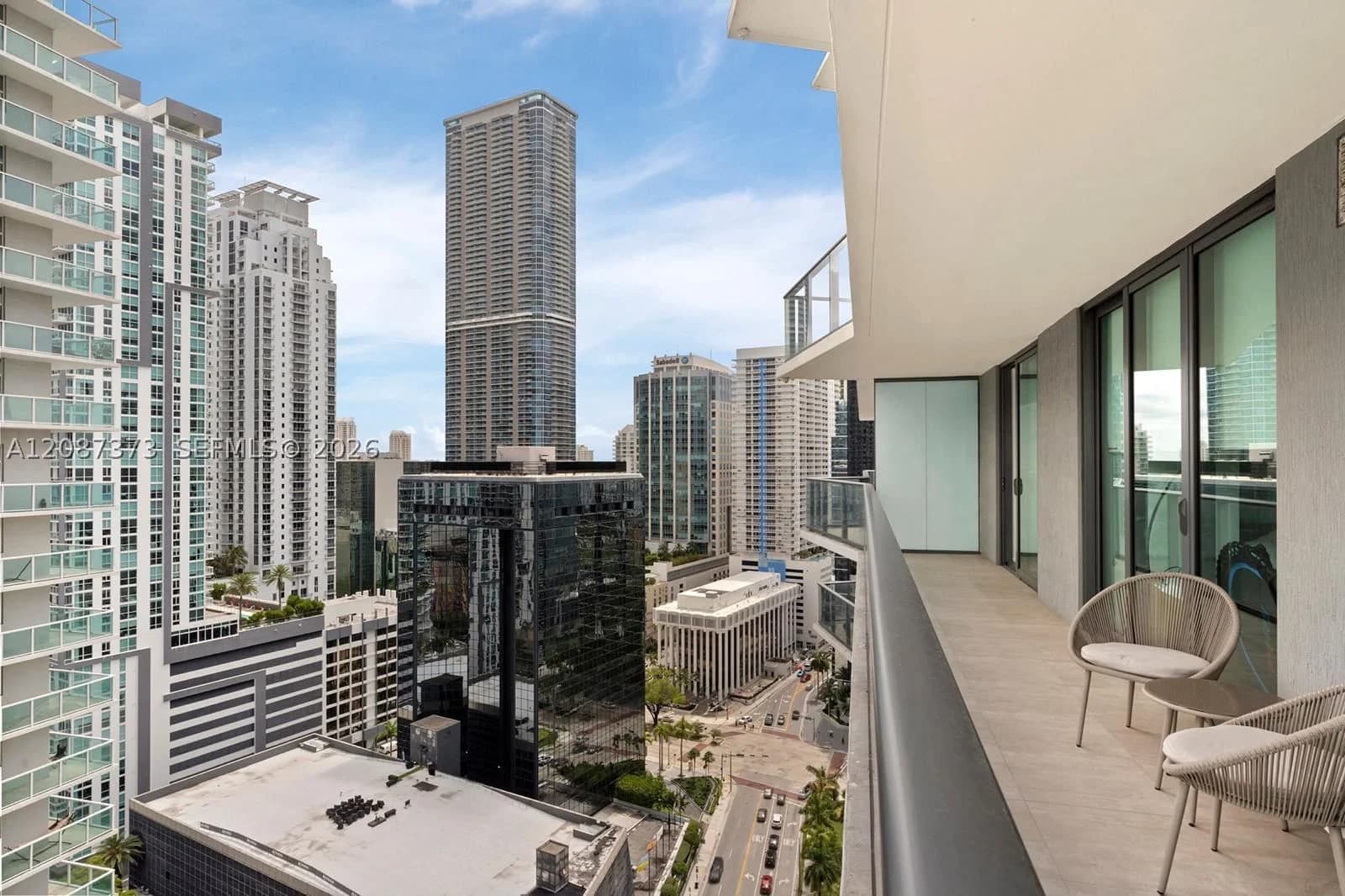 2+1 Condo — 1300 Miami Ave #2211, Miami, FL 33130