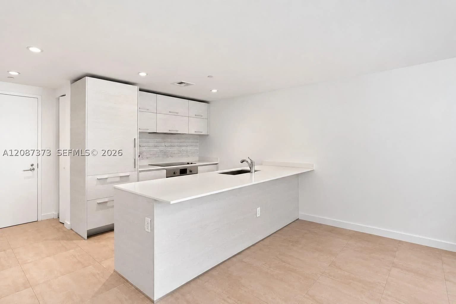 2+1 Condo — 1300 Miami Ave #2211, Miami, FL 33130
