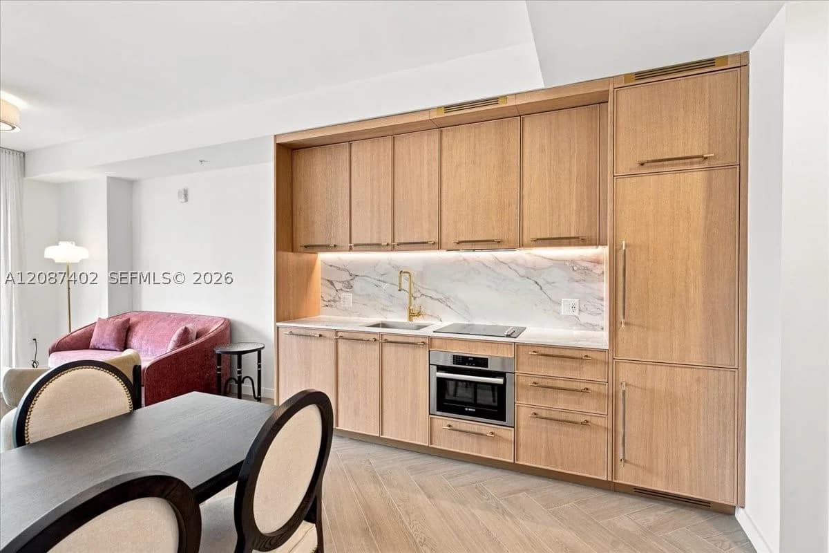 1+1 Condo — 2700 2nd Ave #207, Miami, FL 33127