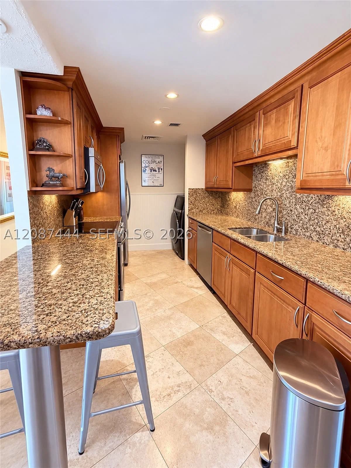 2-bedroom Condo — 2451 Brickell Ave #12G, Miami, FL 33129