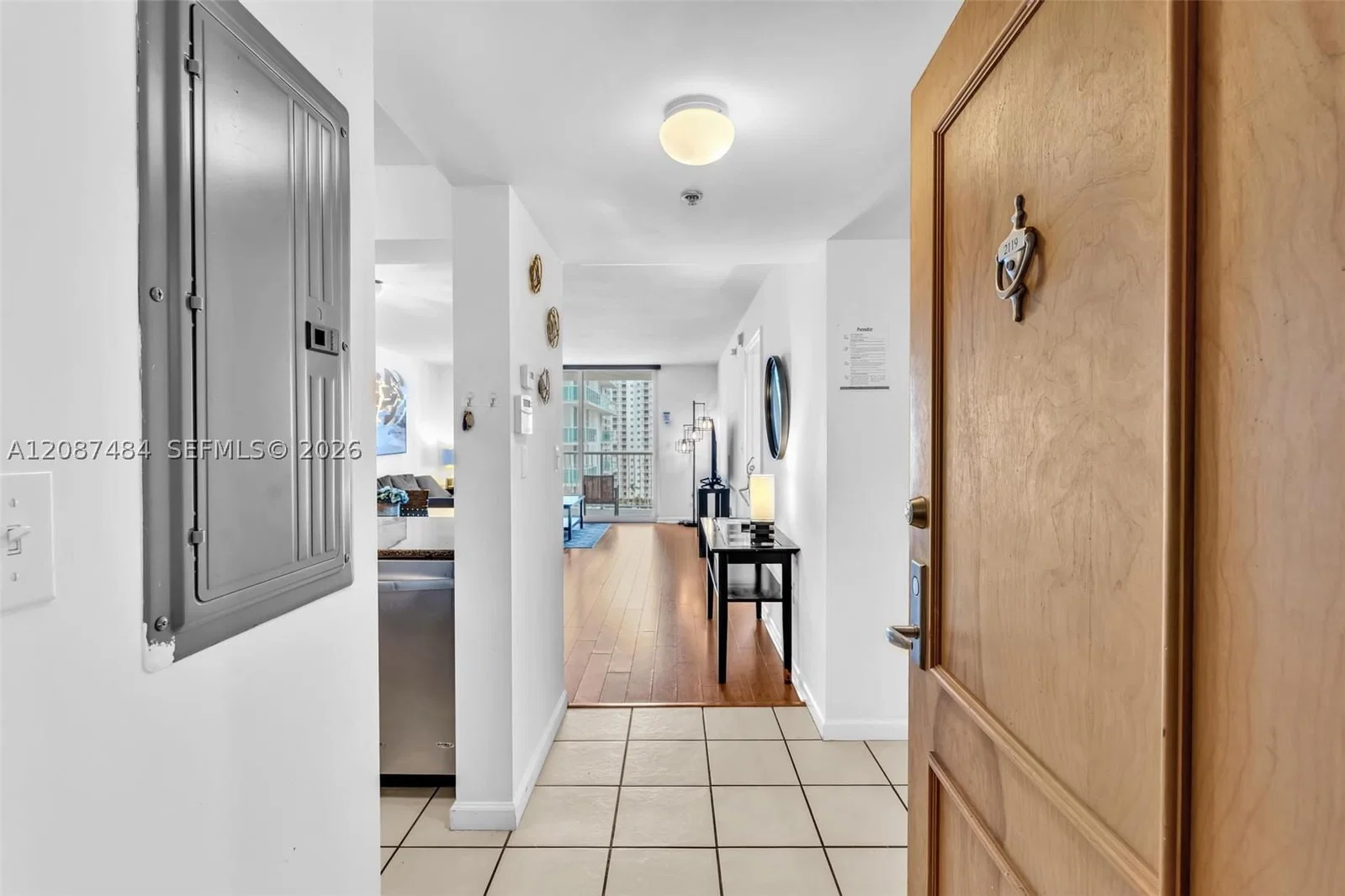 1+1 Condo — 1200 Brickell Bay Dr #2119, Miami, FL 33131