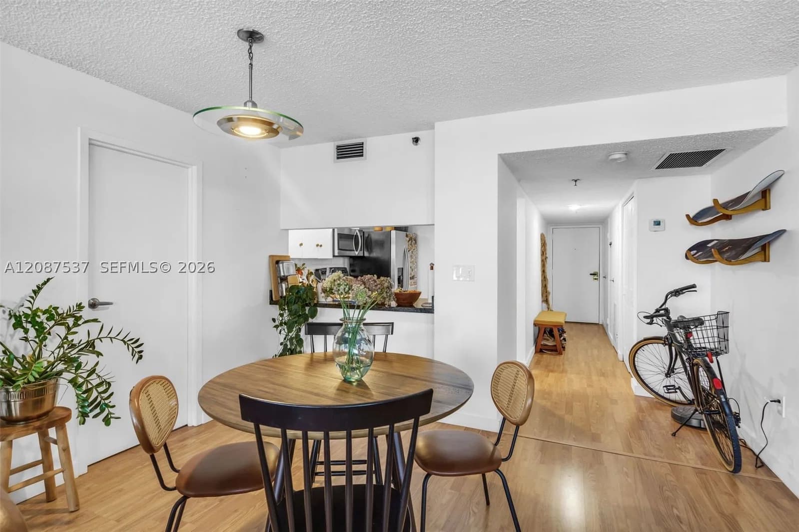 1-bedroom Condo — 555 15th St #PH-D, Miami, FL 33132
