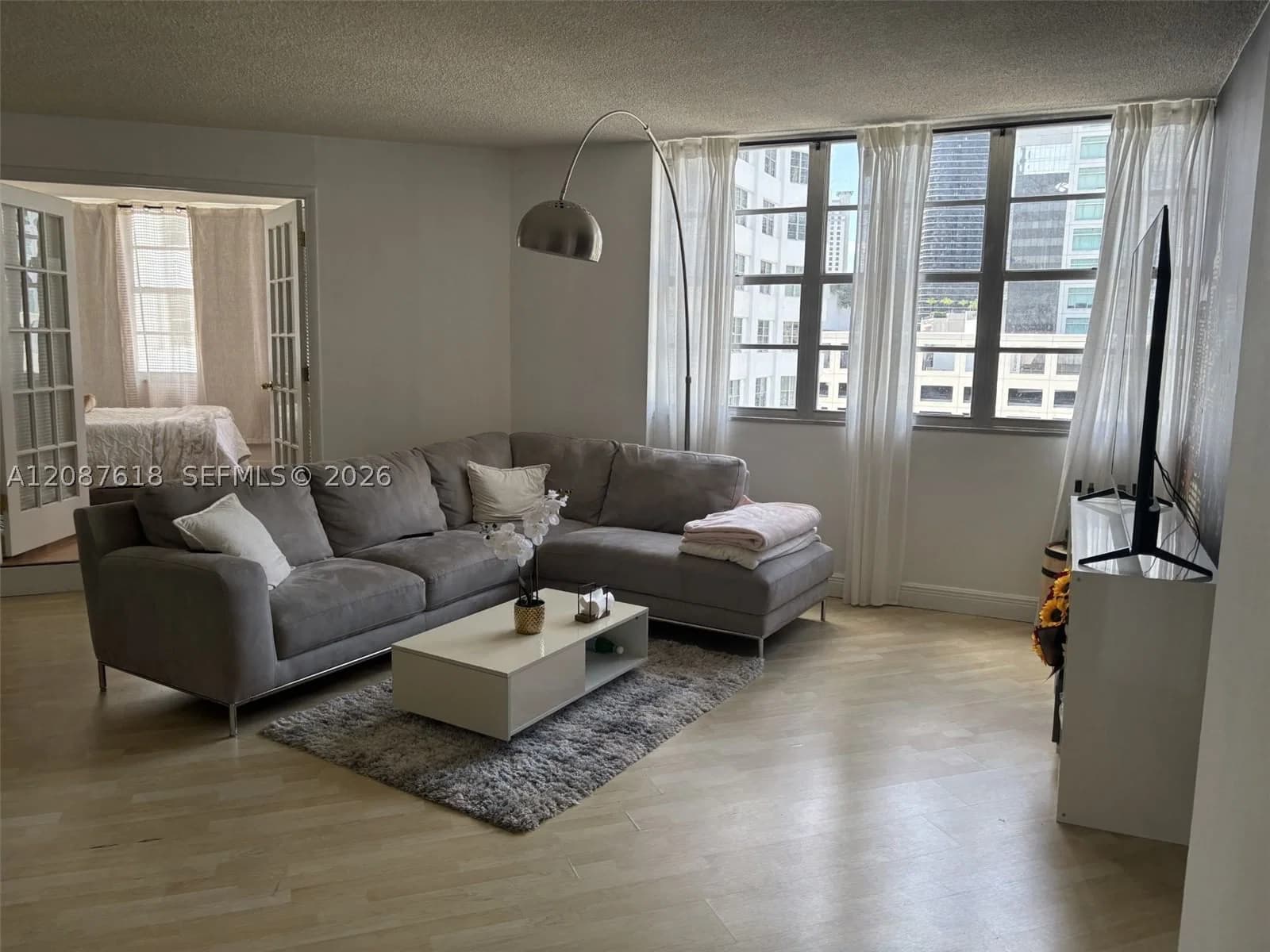 2-bedroom Condo — 801 Brickell Bay Dr #964, Miami, FL 33131
