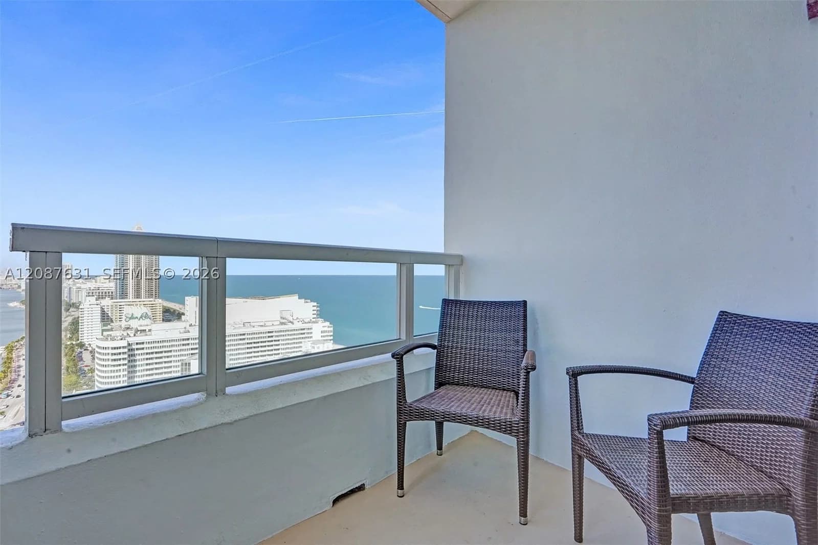 1+1 Daire — 4401 Collins Ave #2915, Miami Beach, FL 33140