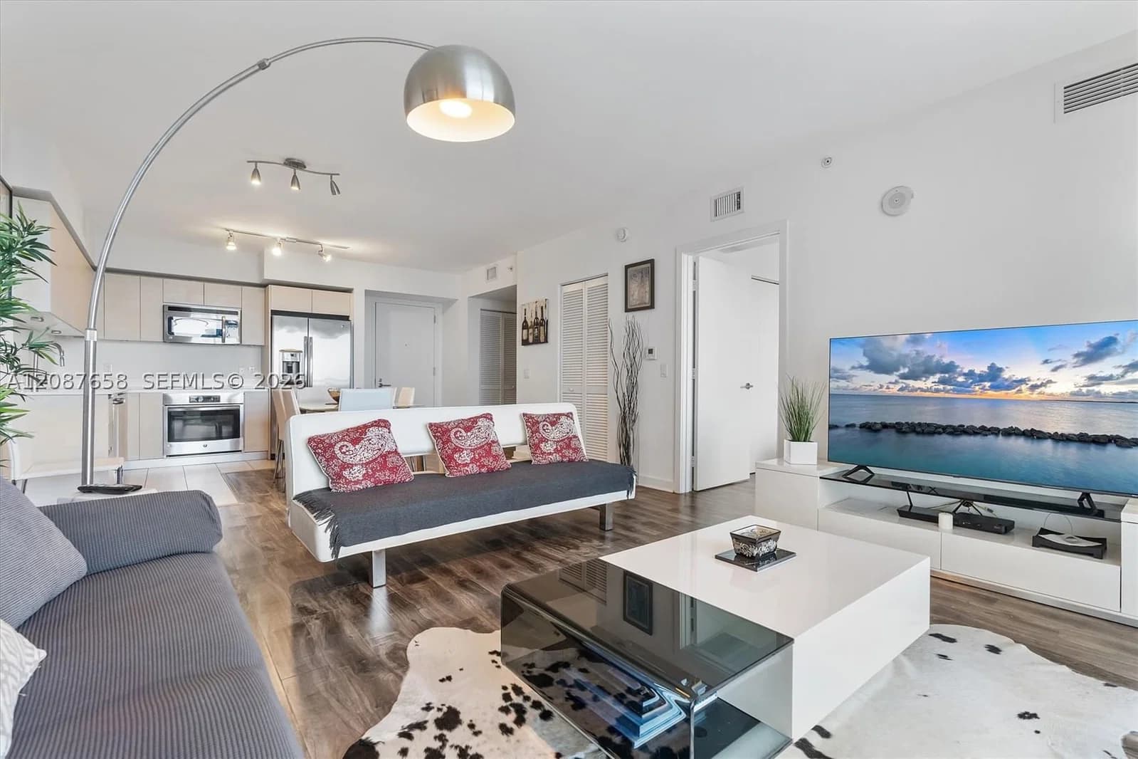 1+1 Condo — 4250 Biscayne Blvd #1008, Miami, FL 33137