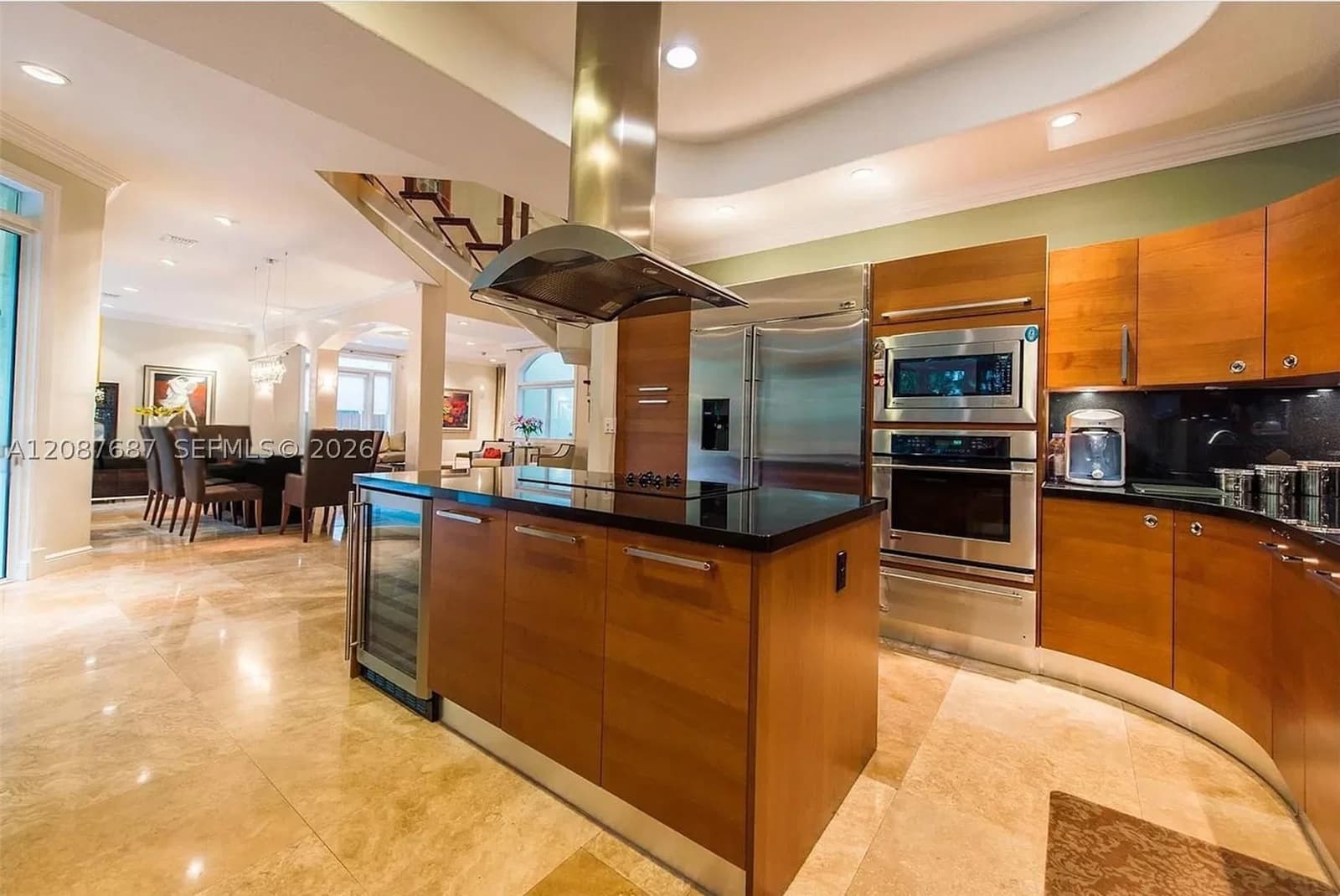 5-bedroom Single-Family Home — 3665 Justison Rd #N/A, Miami, FL 33133