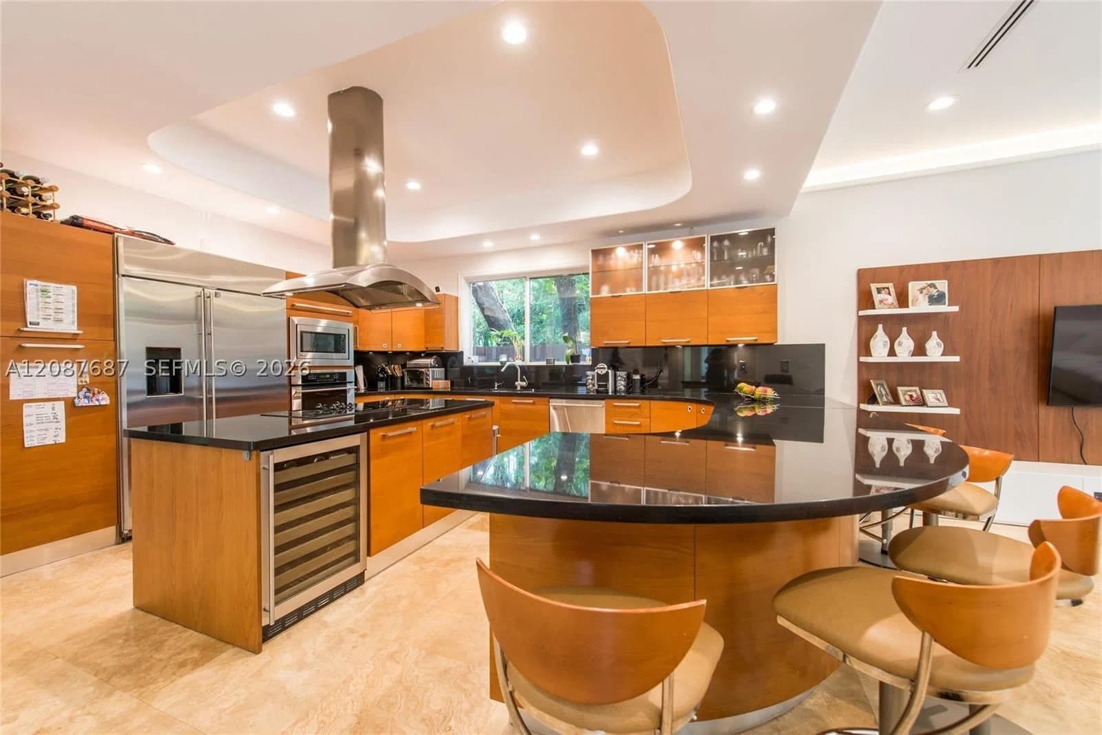 5-bedroom Single-Family Home — 3665 Justison Rd #N/A, Miami, FL 33133