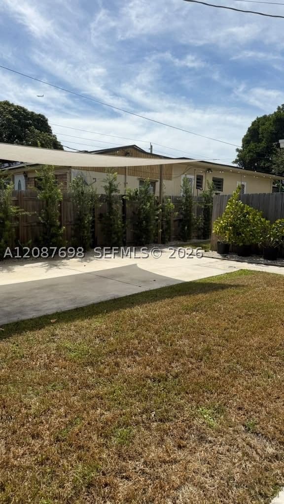 3+1 Müstakil ev — 122 51st St #122, Miami, FL 33127