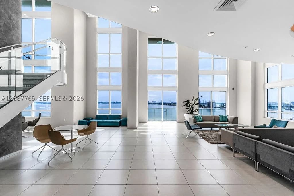2+1 Condo — 1900 Bayshore Dr #5103, Miami, FL 33132