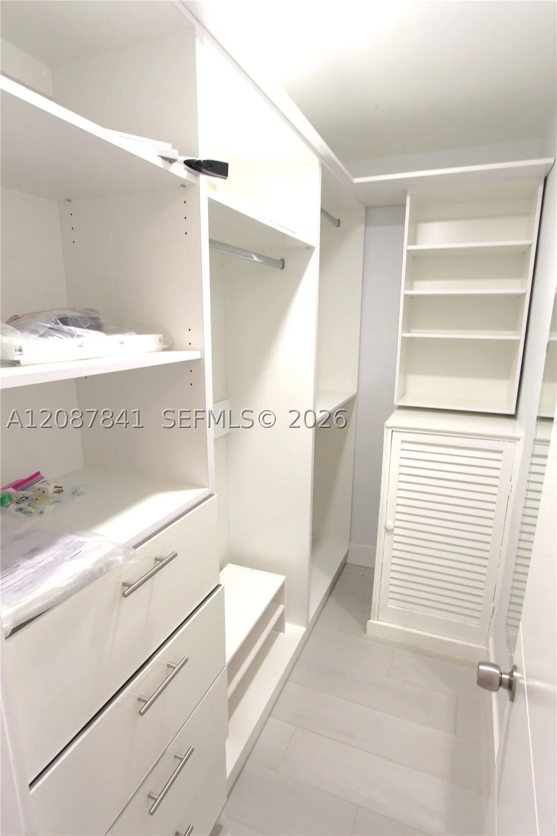 Condo — 427 Santander Ave #202, Coral Gables, FL 33134