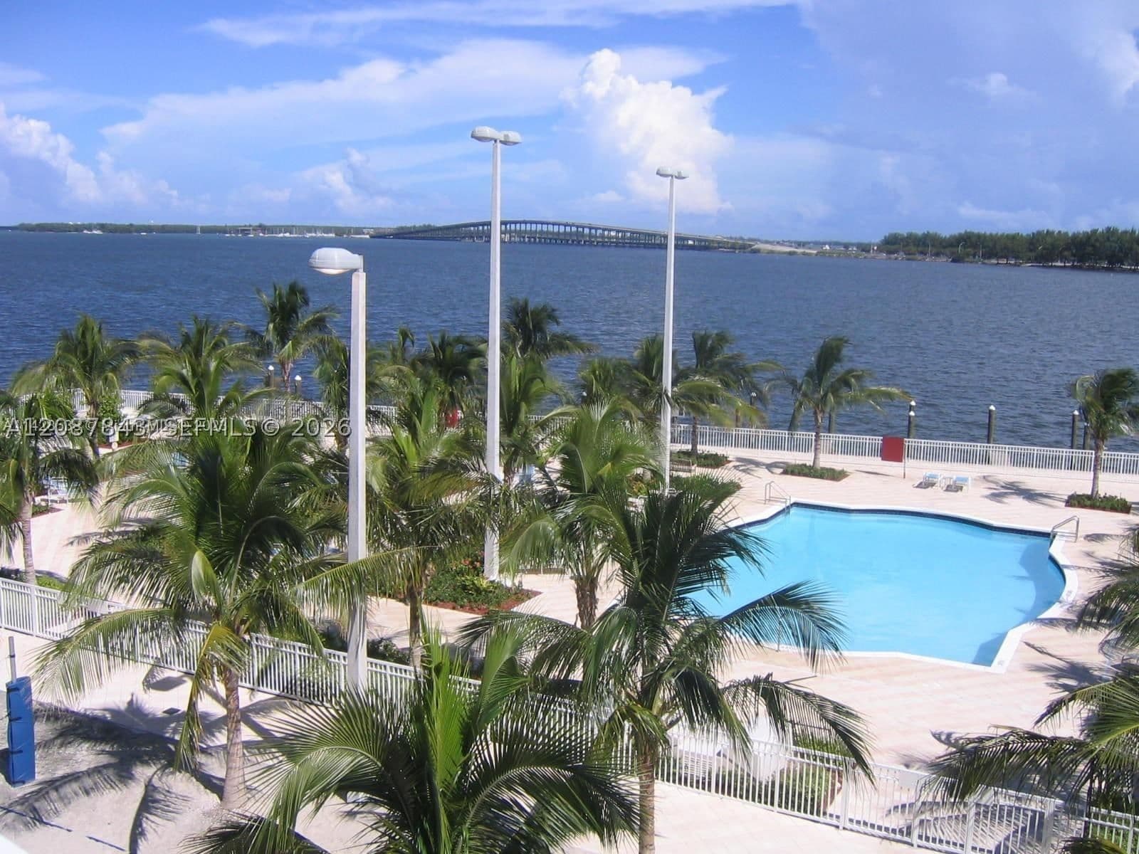 1+1 Condo — 2101 Brickell Ave #1002, Miami, FL 33129