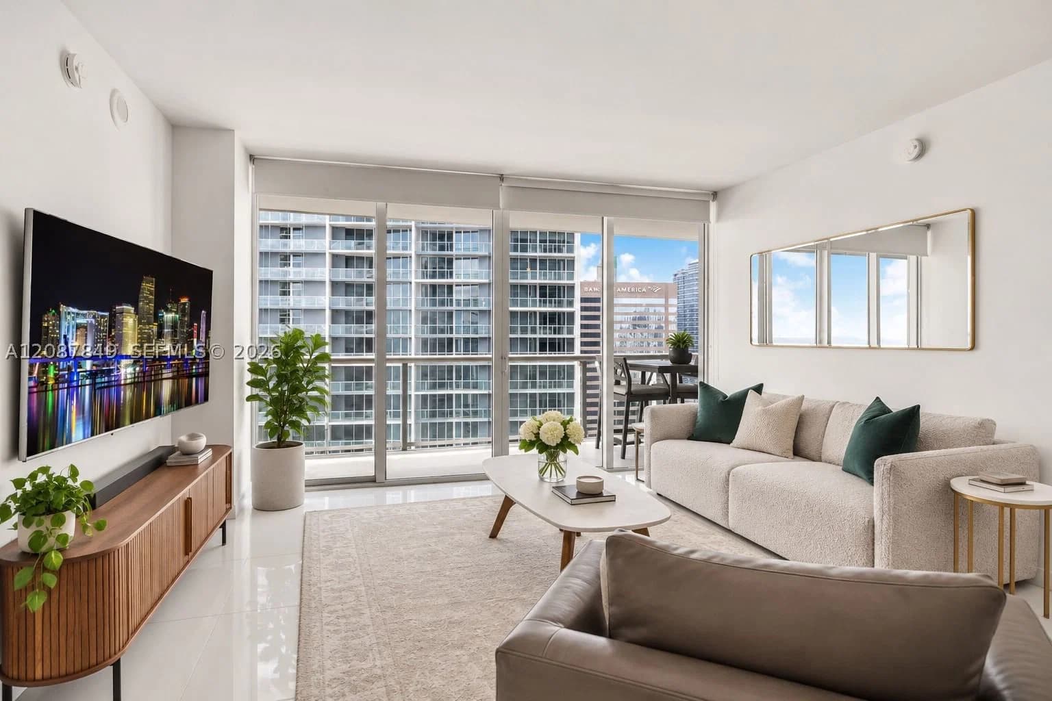 2-bedroom Condo — 475 Brickell Ave #3609, Miami, FL 33131
