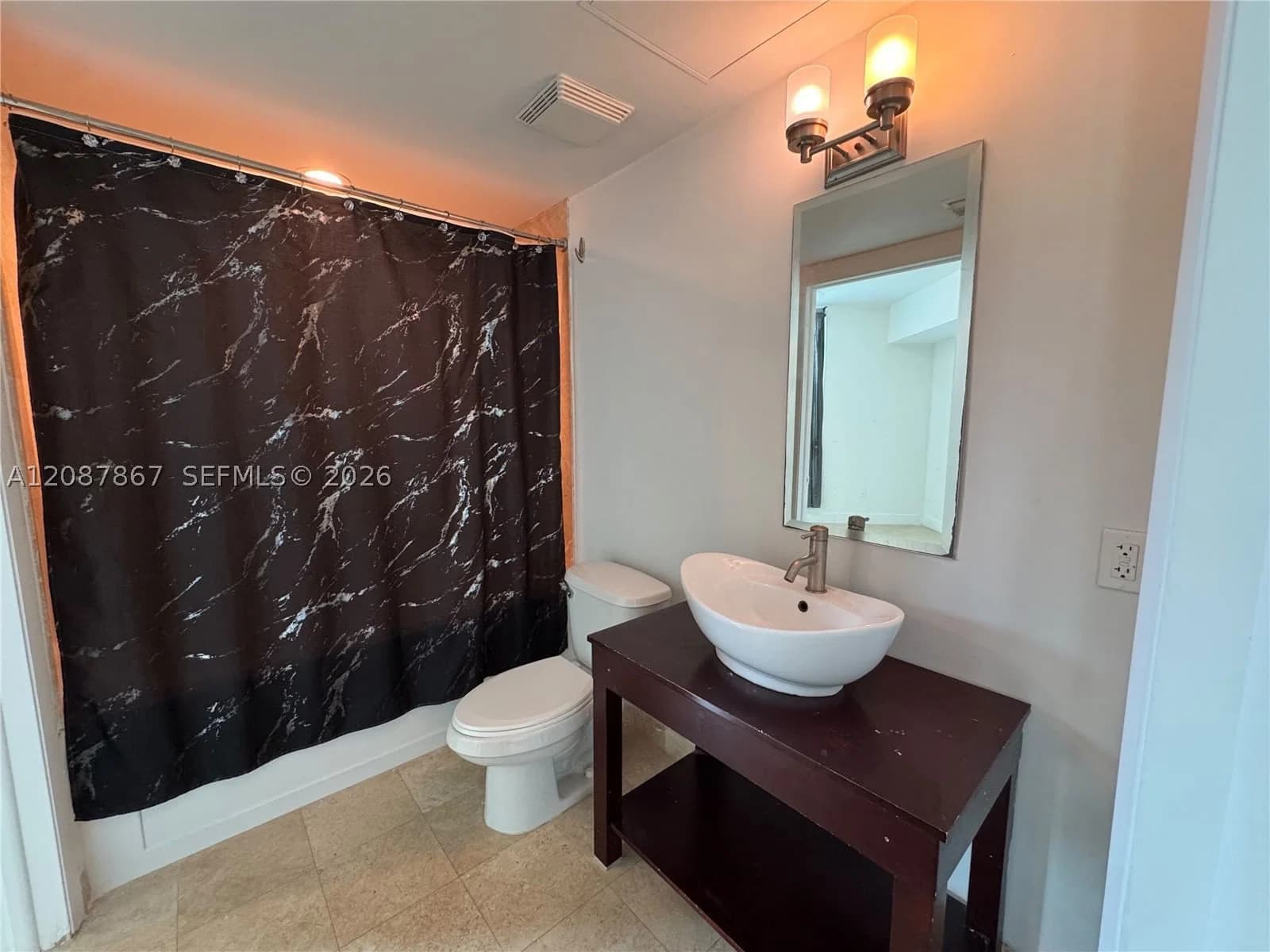 1+1 Condo — 350 Miami Ave #1209, Miami, FL 33130