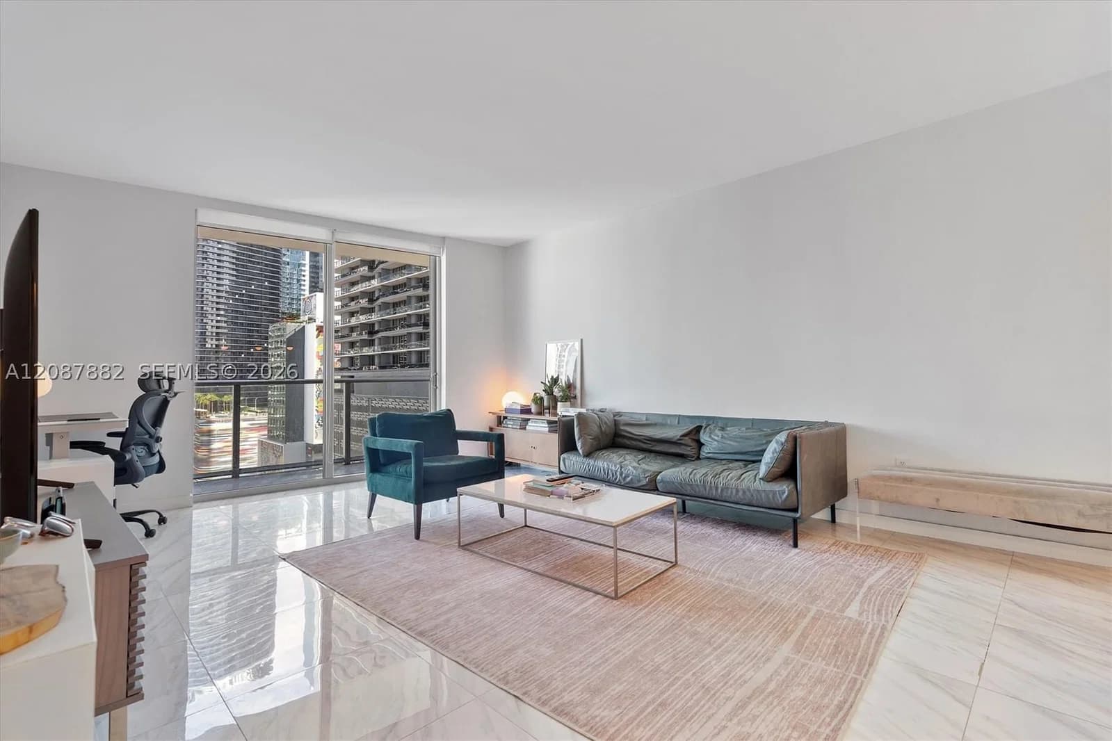 1+1 Condo — 1100 Miami Ave #1609, Miami, FL 33130