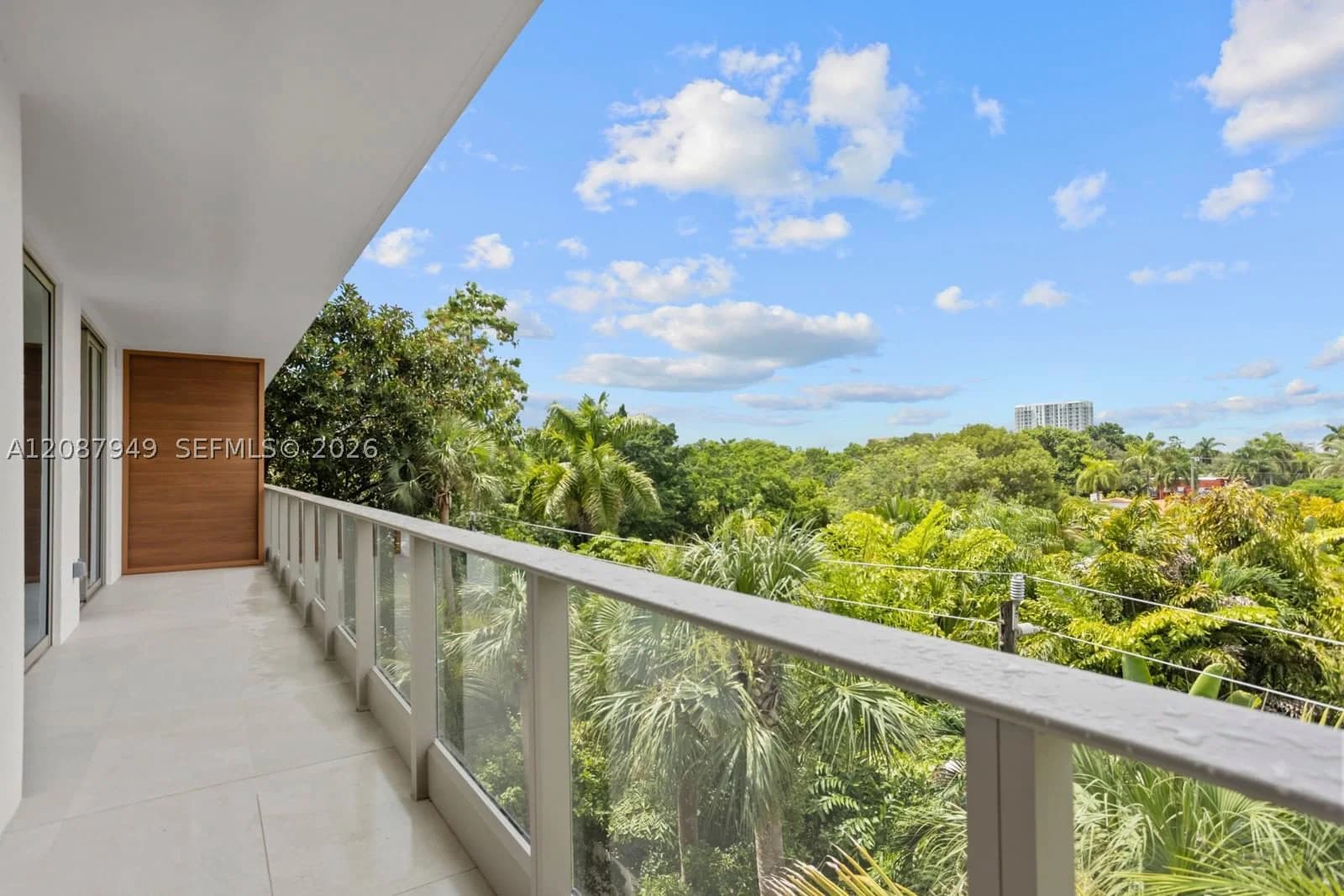 2-bedroom Condo — 2200 Brickell Ave #319, Miami, FL 33129