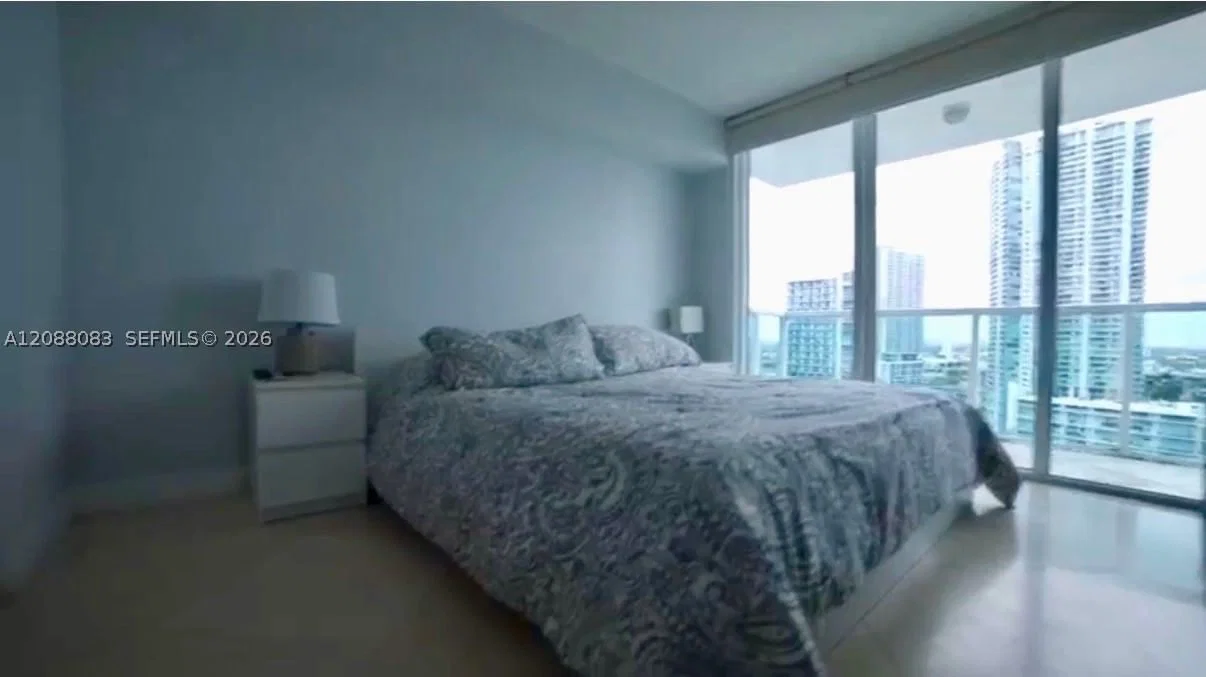 2+1 Daire — 31 5th St #2001, Miami, FL 33131