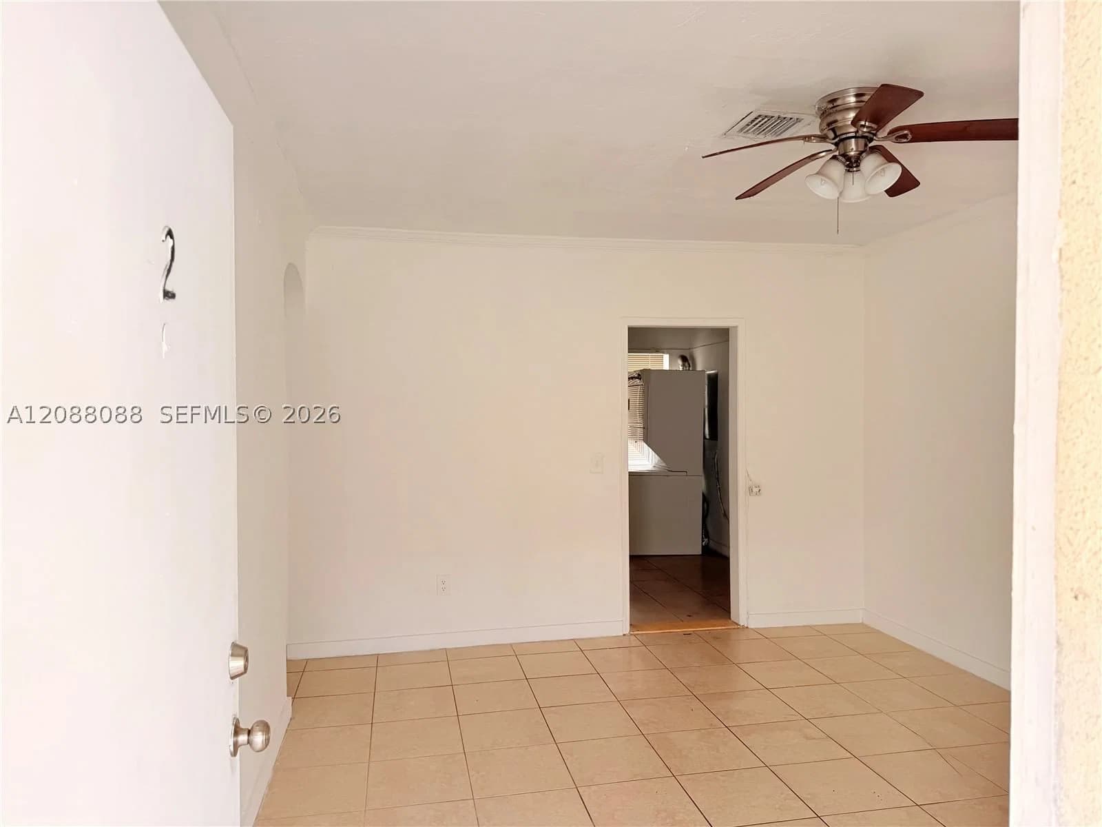 2+1 Mülk — 2410 34th St #2, Miami, FL 33142