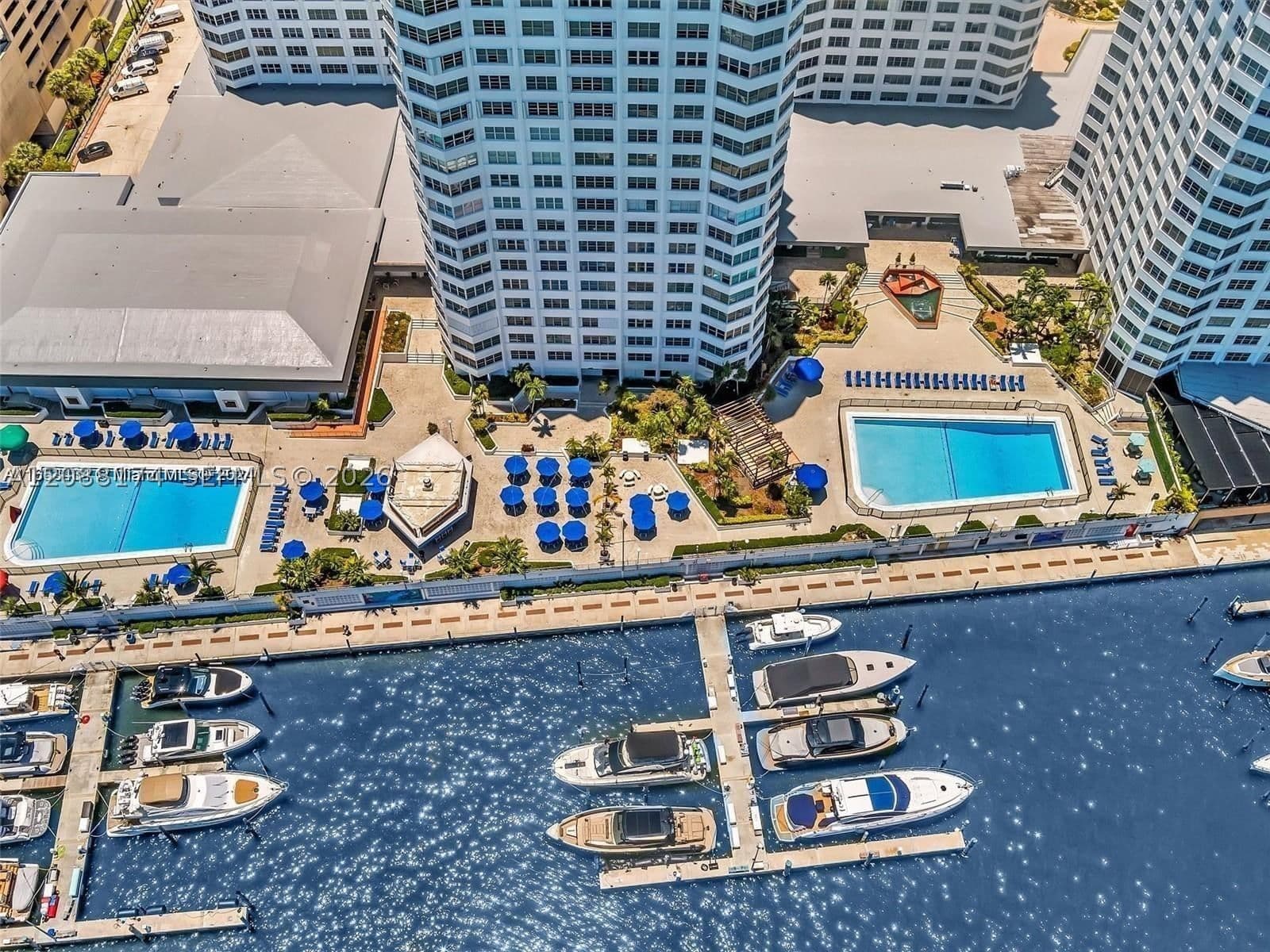 2-bedroom Condo — 801 Brickell Bay Dr #1962, Miami, FL 33131