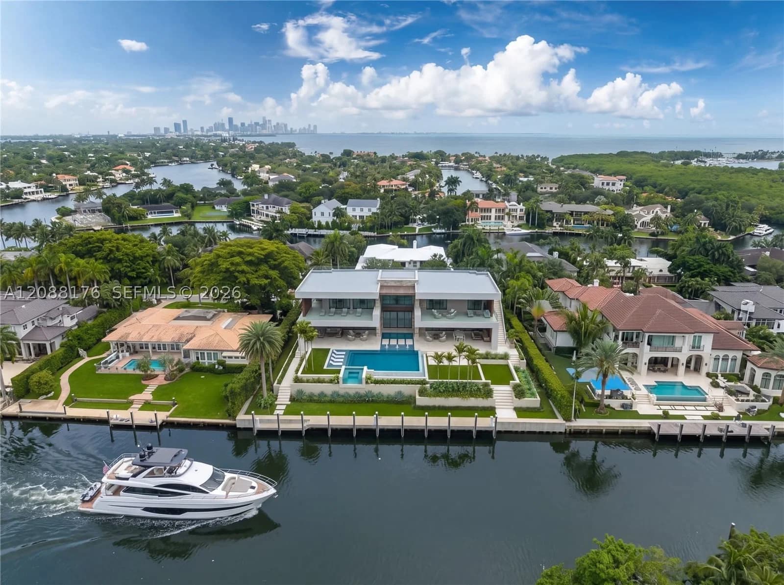 Mülk — 9340 Balada St, Coral Gables, FL 33156