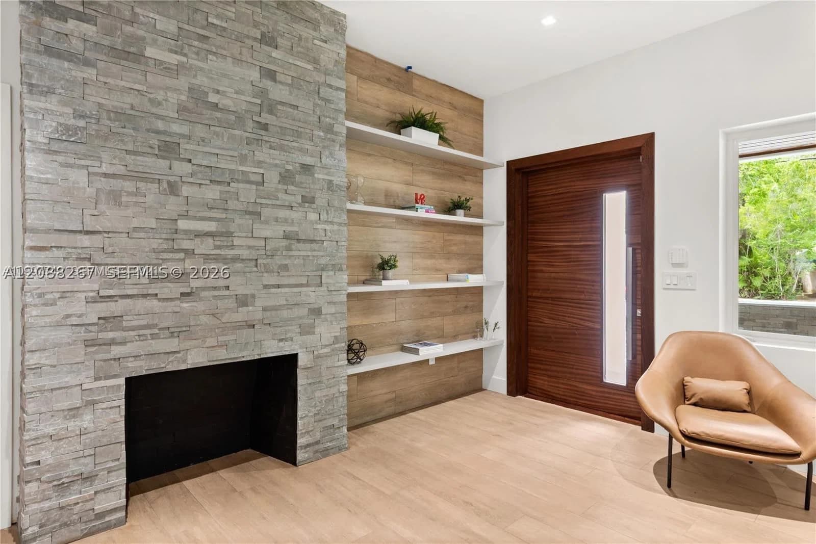 4+1 Müstakil ev — 270 29th Rd, Miami, FL 33129