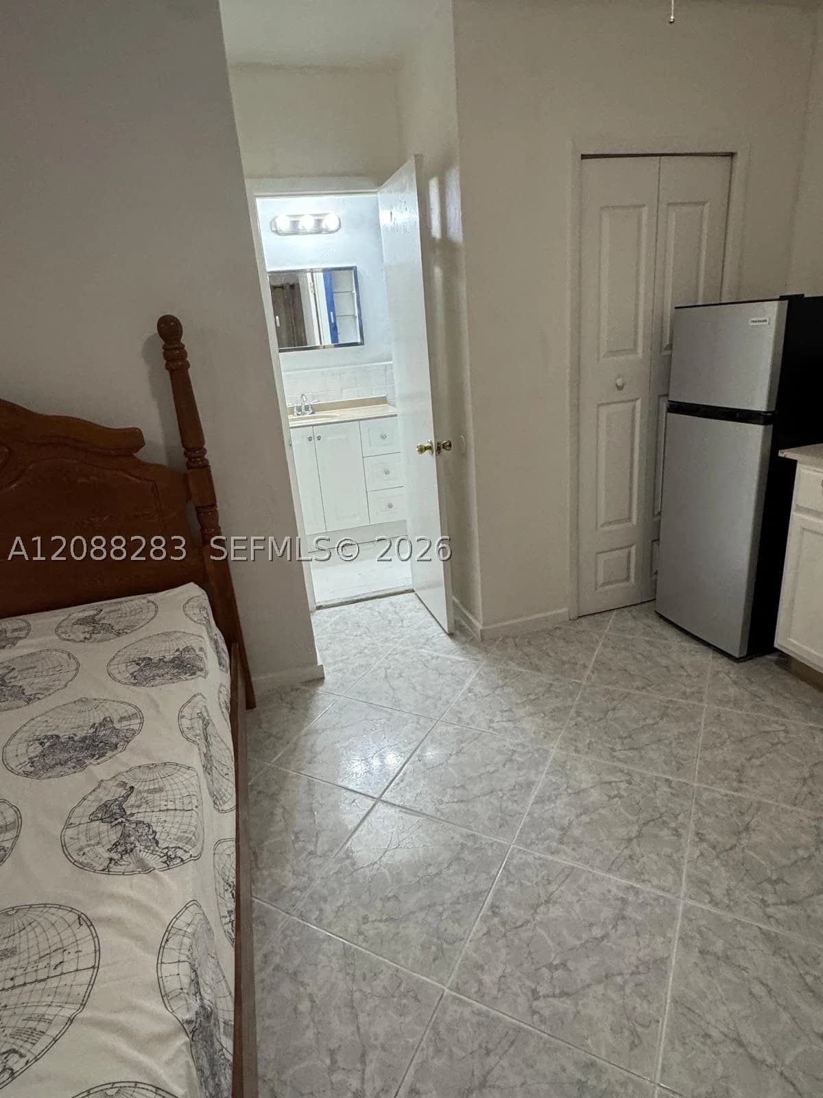3-bedroom Property — 1281 210th Ter #B, Miami, FL 33179