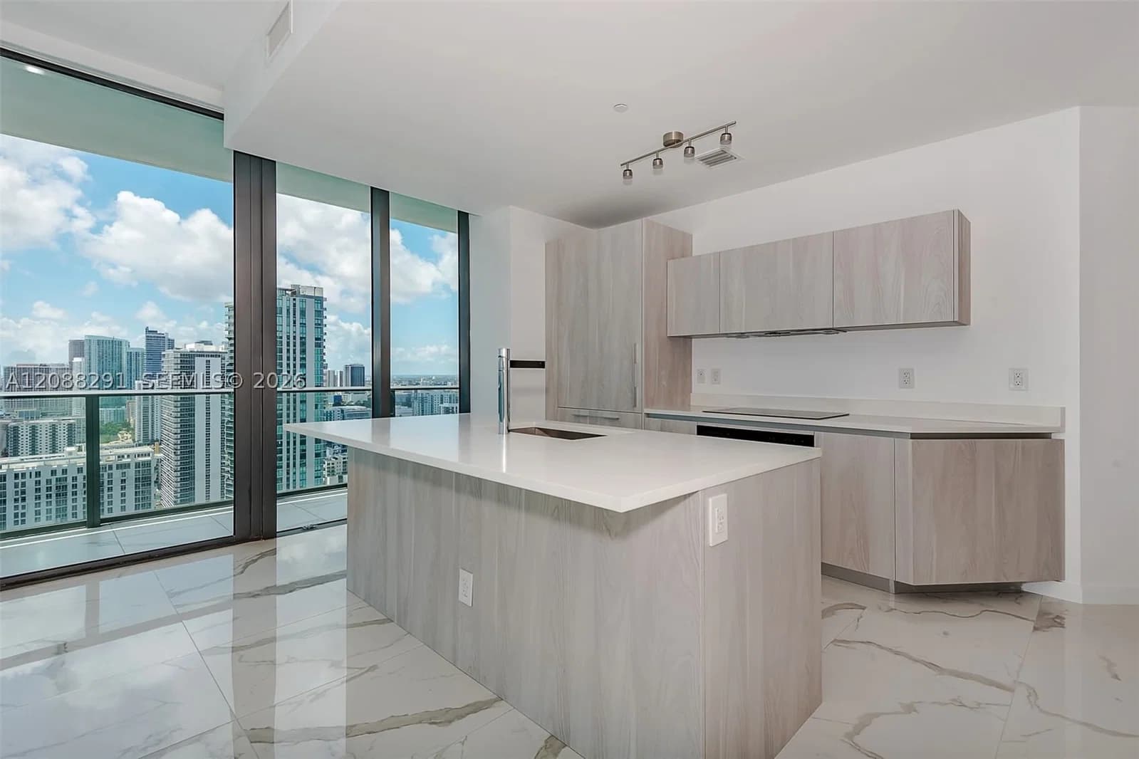 4-bedroom Condo — 480 31st St #3201, Miami, FL 33137