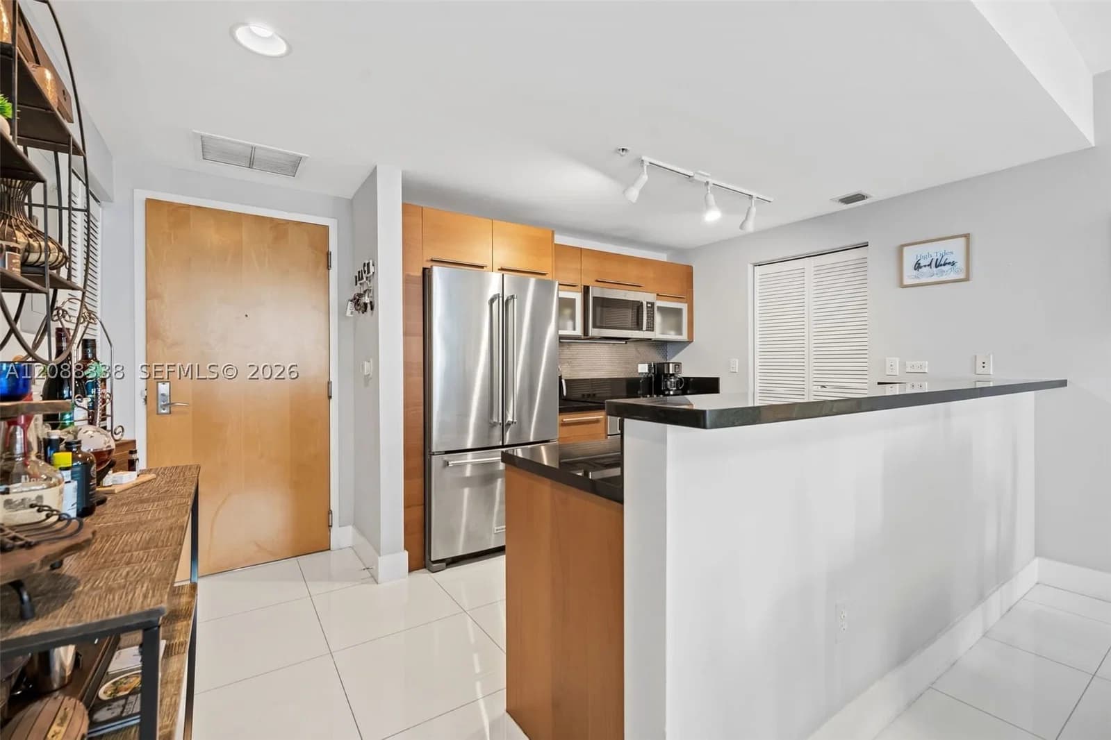 2-bedroom Condo — 253 2nd St #2501, Miami, FL 33132