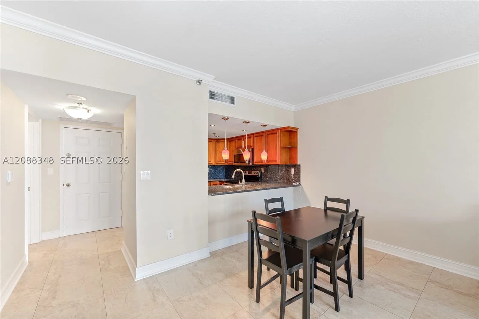 1+1 Daire — 540 Brickell Key Dr #600, Miami, FL 33131