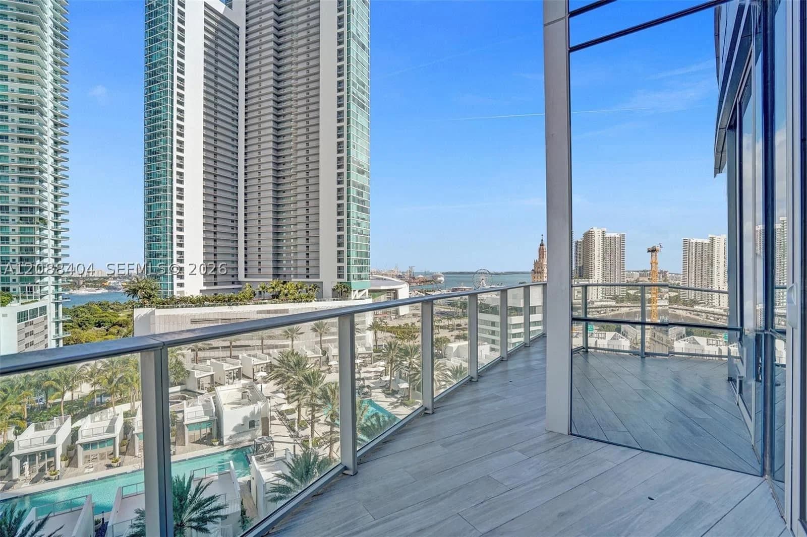2+1 Condo — 851 1st Ave #1403, Miami, FL 33132