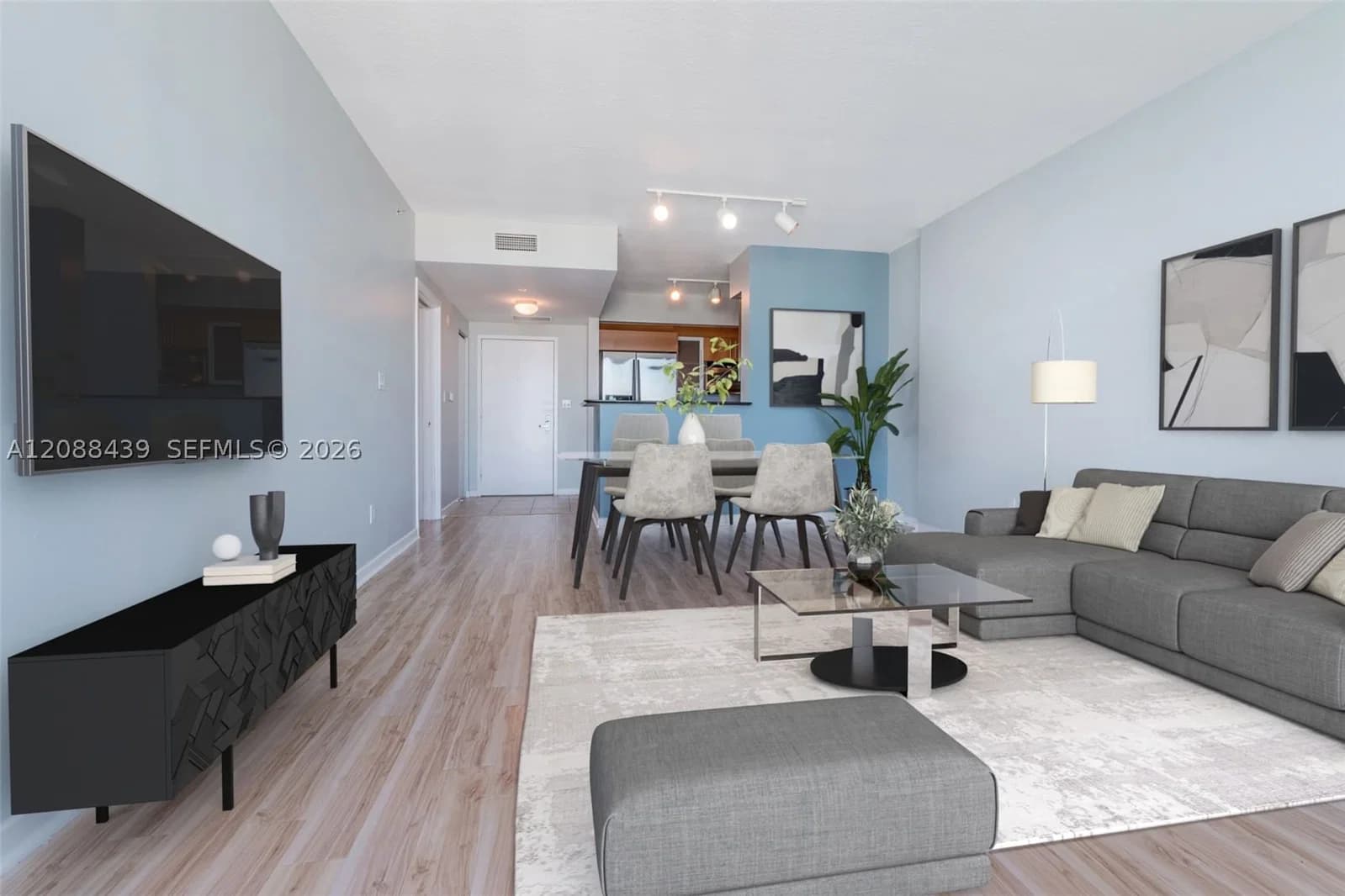 1-bedroom Condo — 335 Biscayne Blvd #3904, Miami, FL 33131