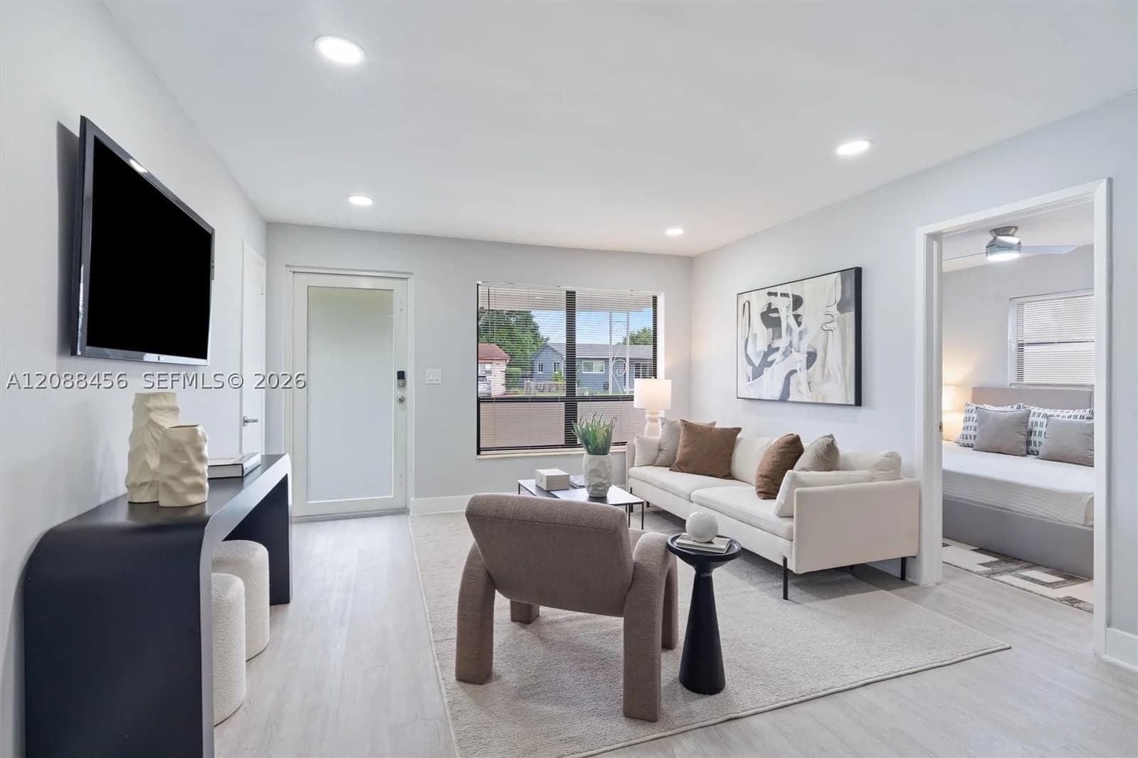 3+1 Müstakil ev — 6405 Dawson St, Hollywood, FL 33023