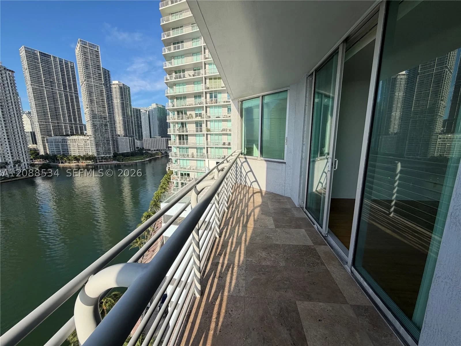 2+1 Condo — 335 Biscayne Blvd #1405, Miami, FL 33131