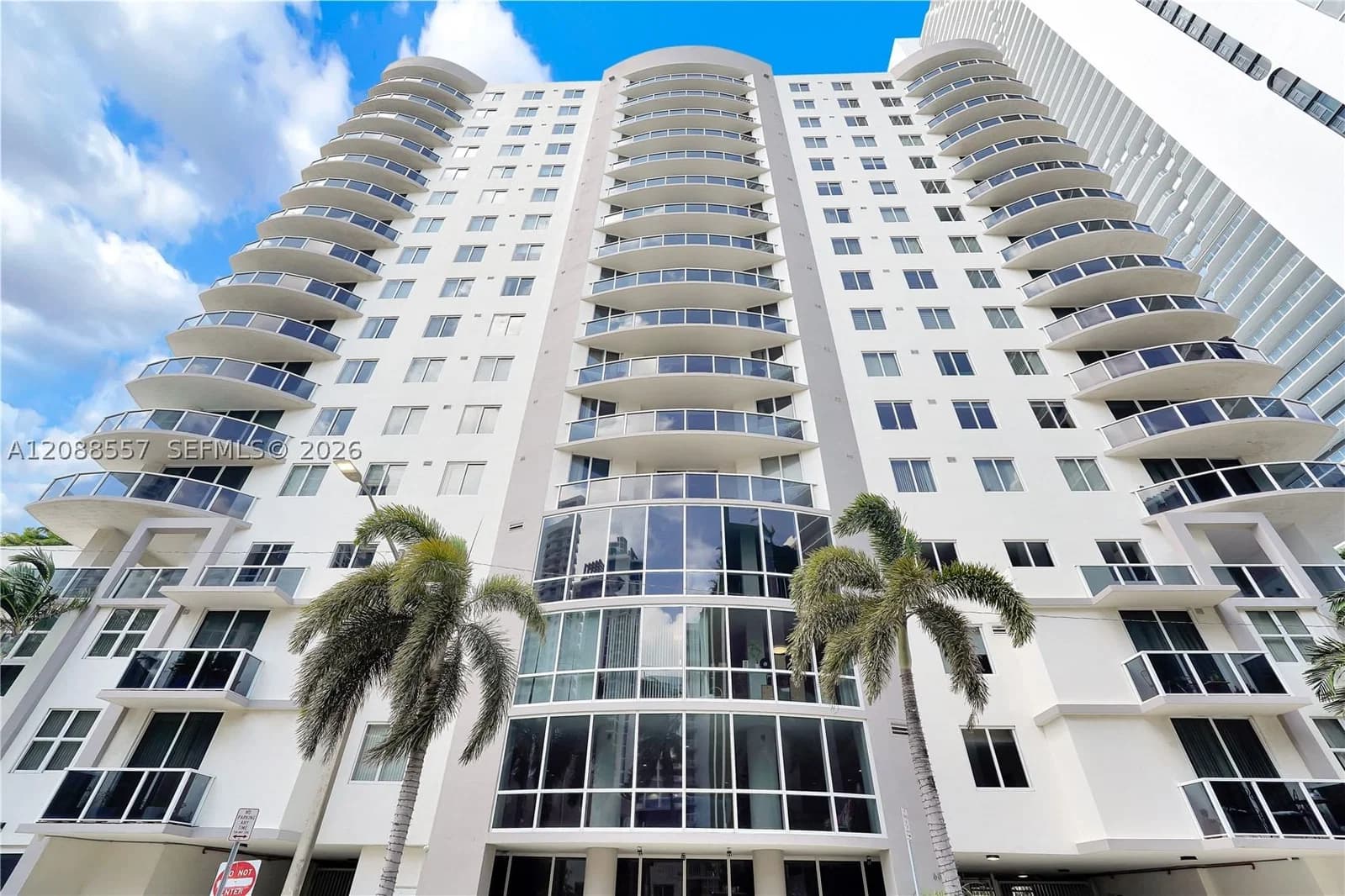 1-bedroom Condo — 601 23rd St #901, Miami, FL 33137