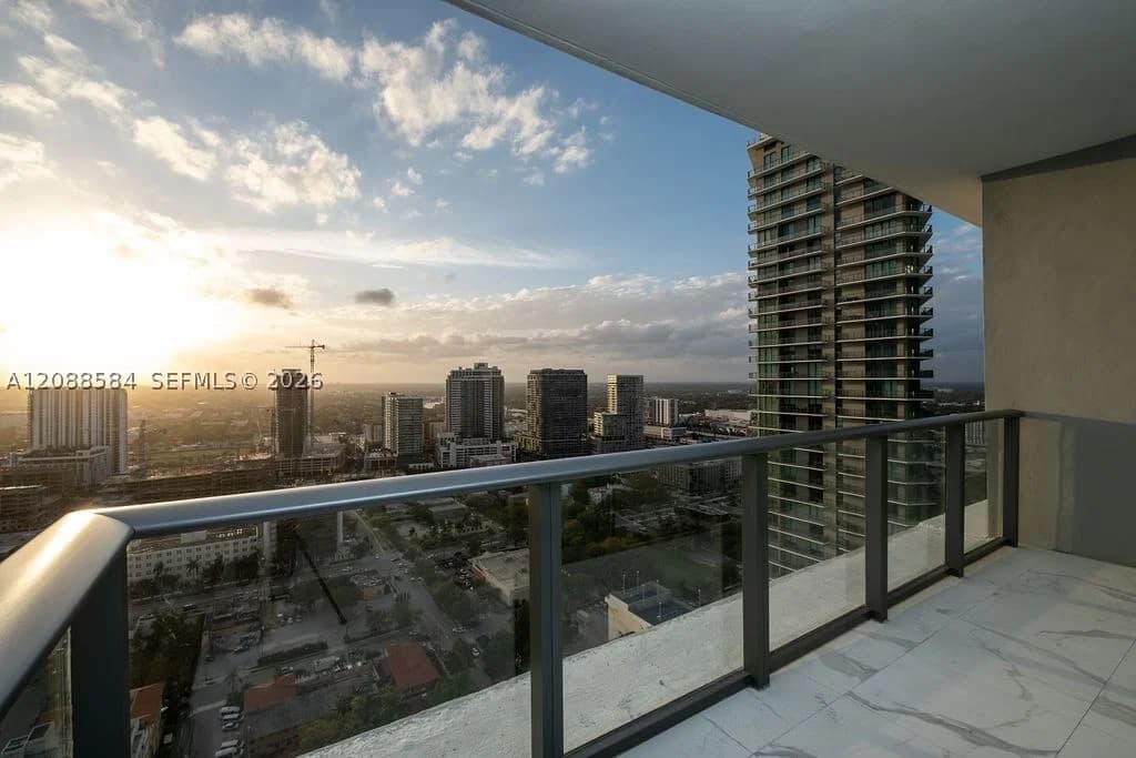 4-bedroom Condo — 480 31 St #3101, Miami, FL 33137
