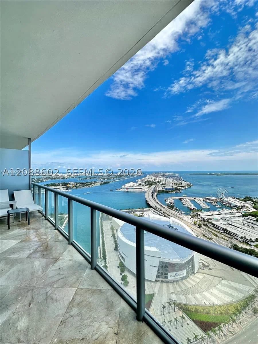 1-bedroom Condo — 888 Biscayne Blvd #4803, Miami, FL 33132