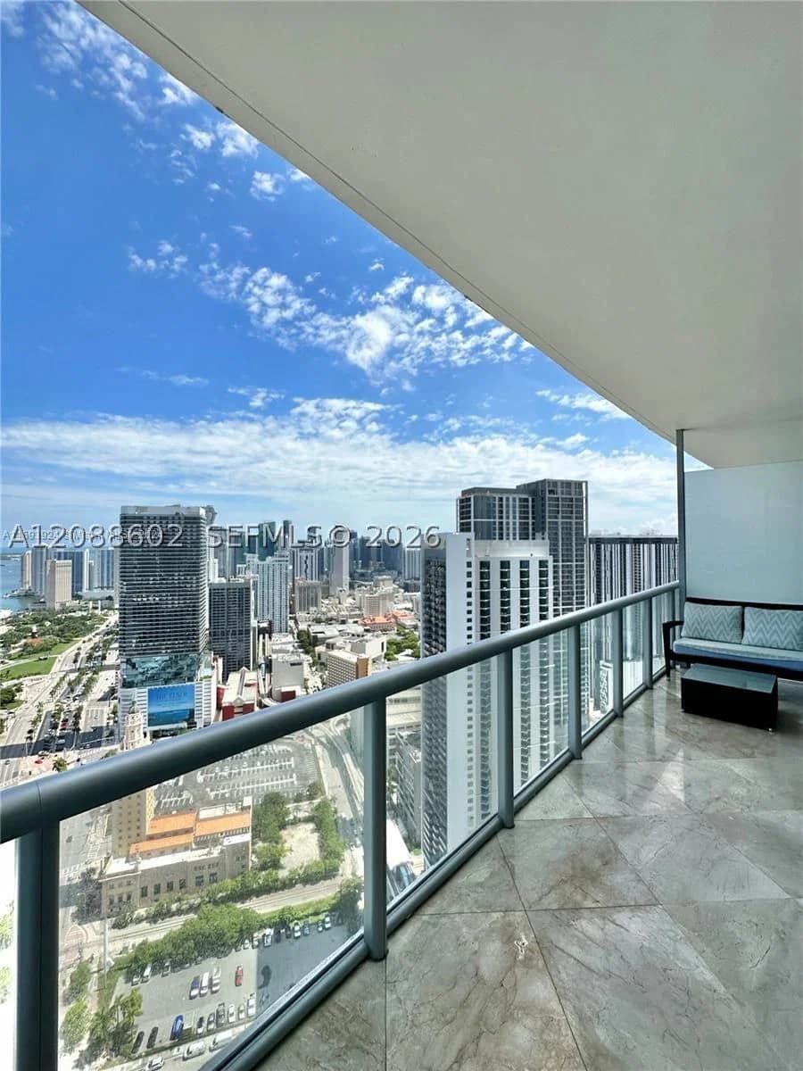 1-bedroom Condo — 888 Biscayne Blvd #4803, Miami, FL 33132