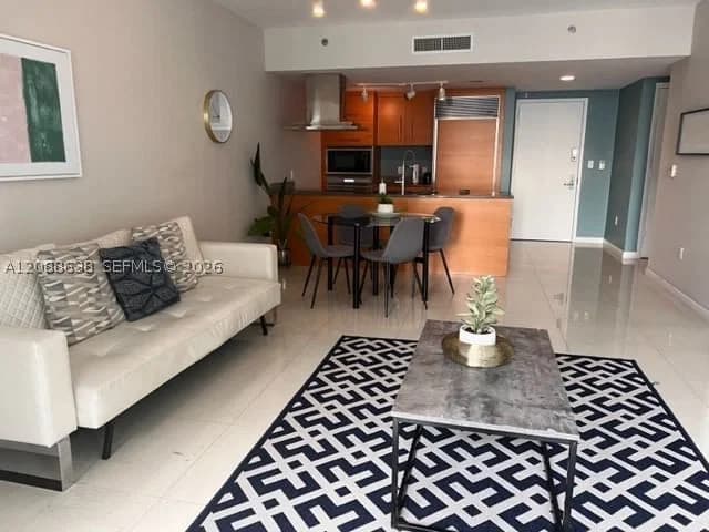1+1 Condo — 485 BRICKELL AV #1707, Miami, FL 33131