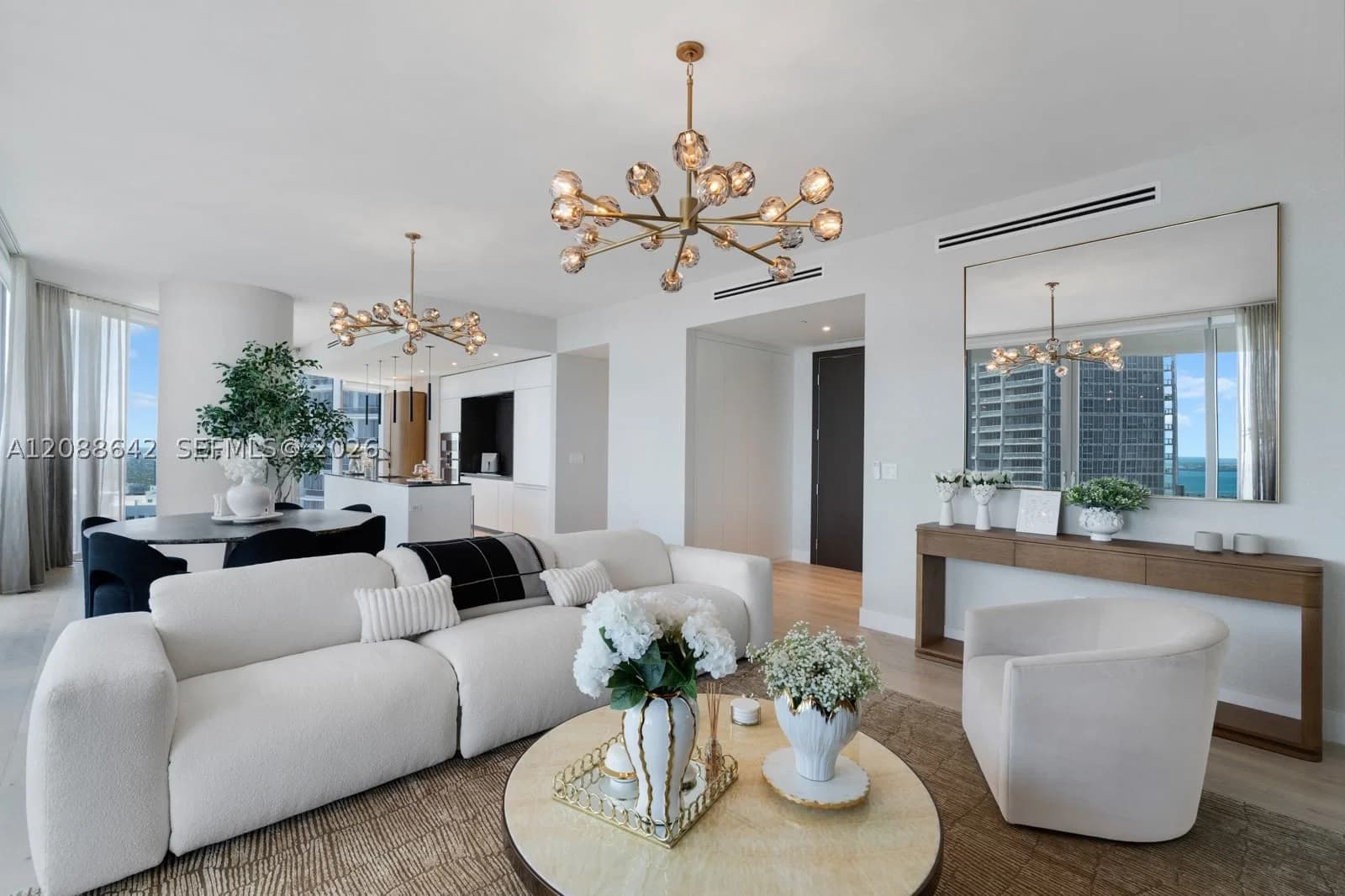 3+1 Condo — 300 Biscayne Boulevard Way #4707W, Miami, FL 33131