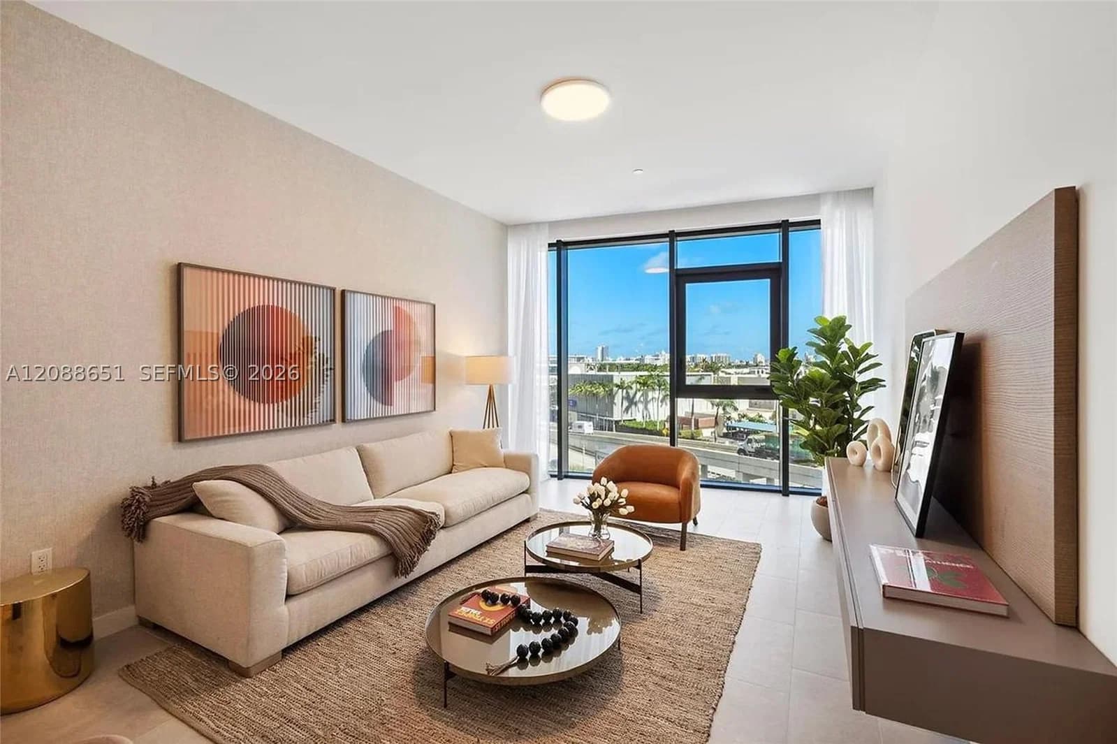 1-bedroom Condo — 500 Alton Rd #506, Miami Beach, FL 33139