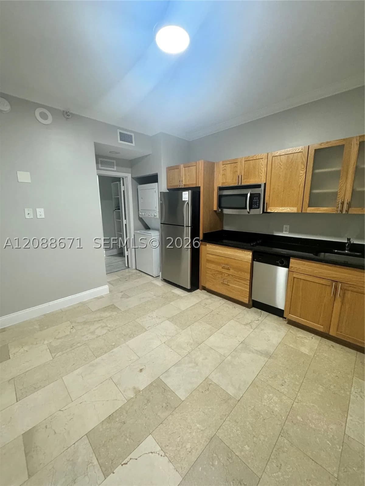 1-bedroom Apartment — 1750 107th Ave #R707, Sweetwater, FL 33172