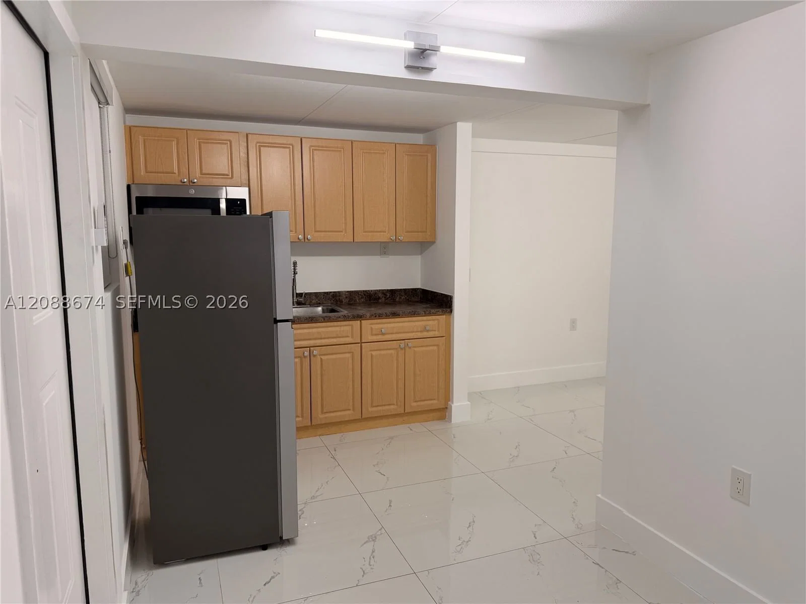 1+1 Mülk — 3354 50th St #2, Miami, FL 33142