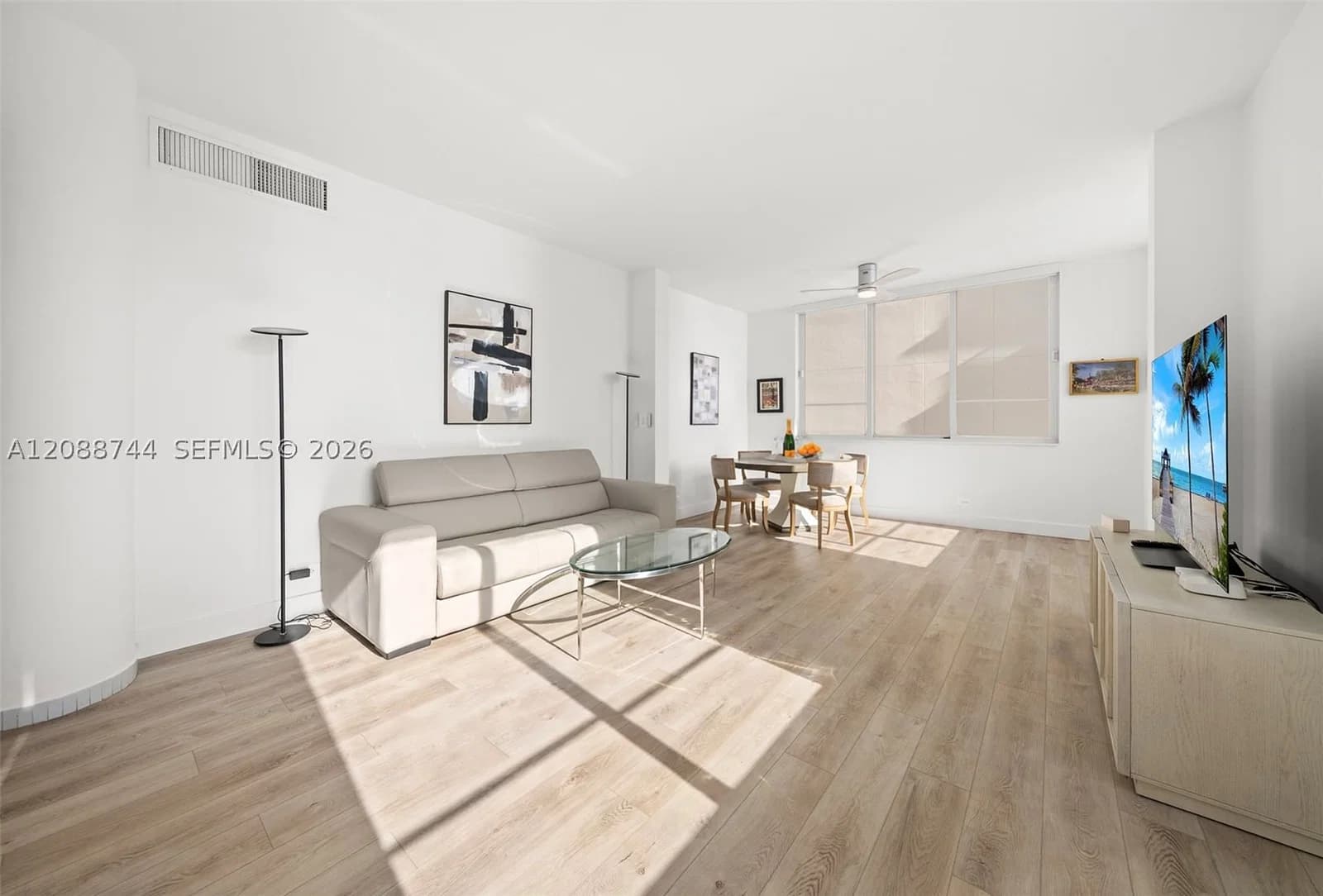 2-bedroom Condo — 5005 Collins Ave #1525, Miami Beach, FL 33140