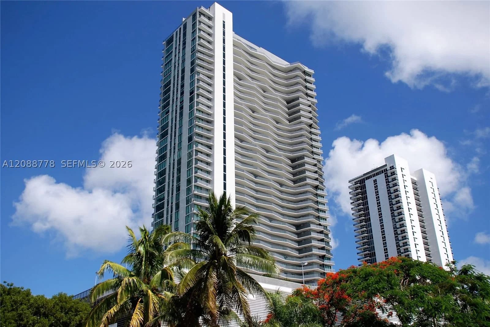2-bedroom Condo — 460 28th St #2803, Miami, FL 33137