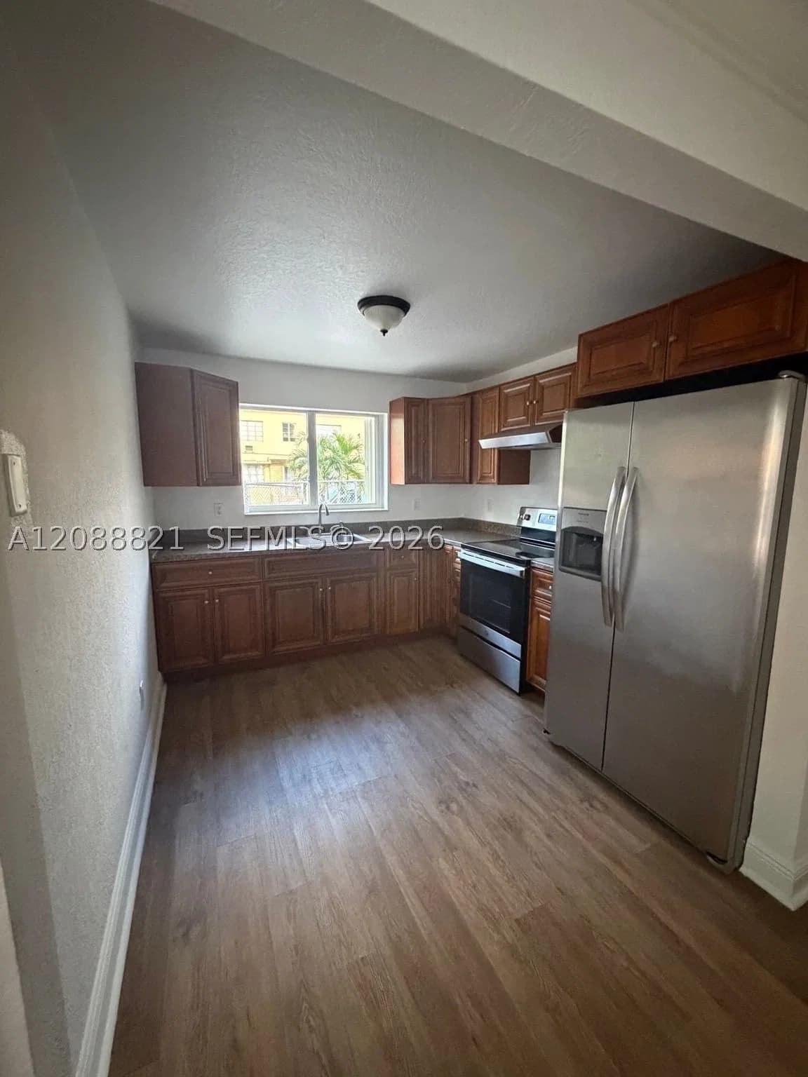 2+1 Mülk — 220 7th Ave #1, Miami, FL 33128