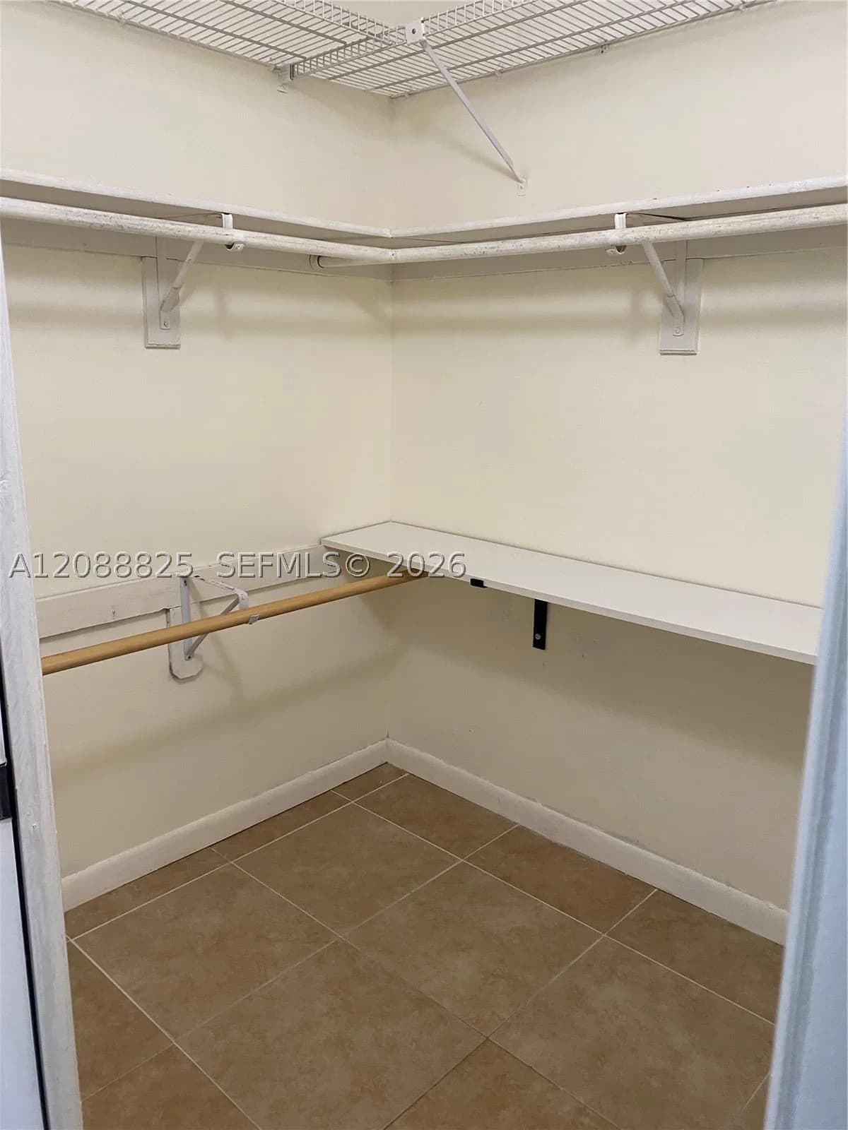 1-bedroom Condo — 10625 112th Ave #103, Miami, FL 33176